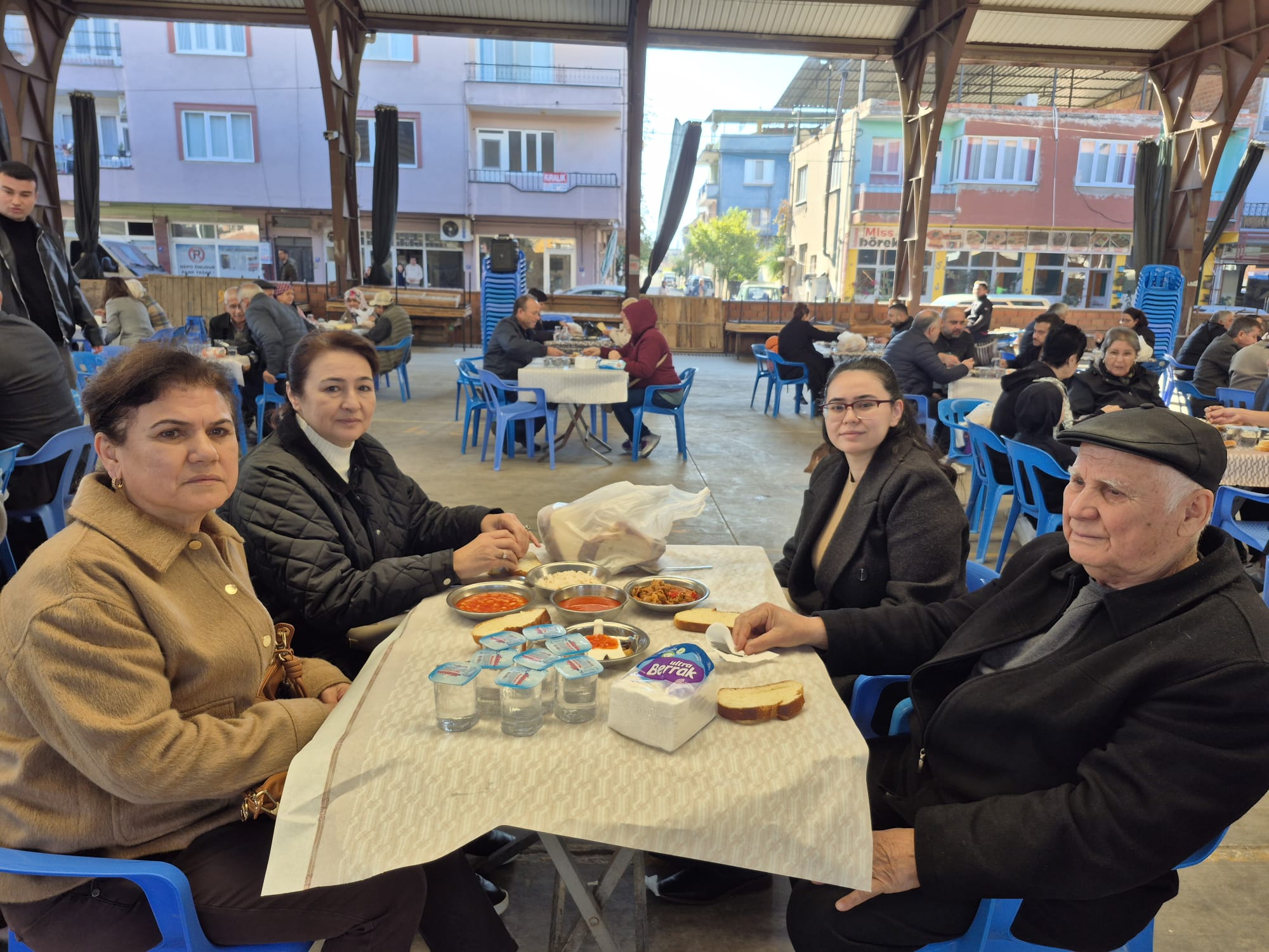 Merhum Baskan Dualarla Anildi Chp 620461 Acab8B56Eb60186C28D620Db522E5815