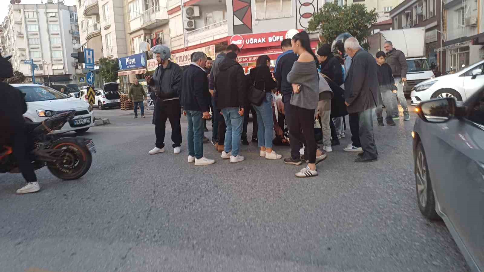 Motosikletle Otomobil Carpisti 1 Yarali 5B147Bb917B370B7Bd5304F240A58Ffa