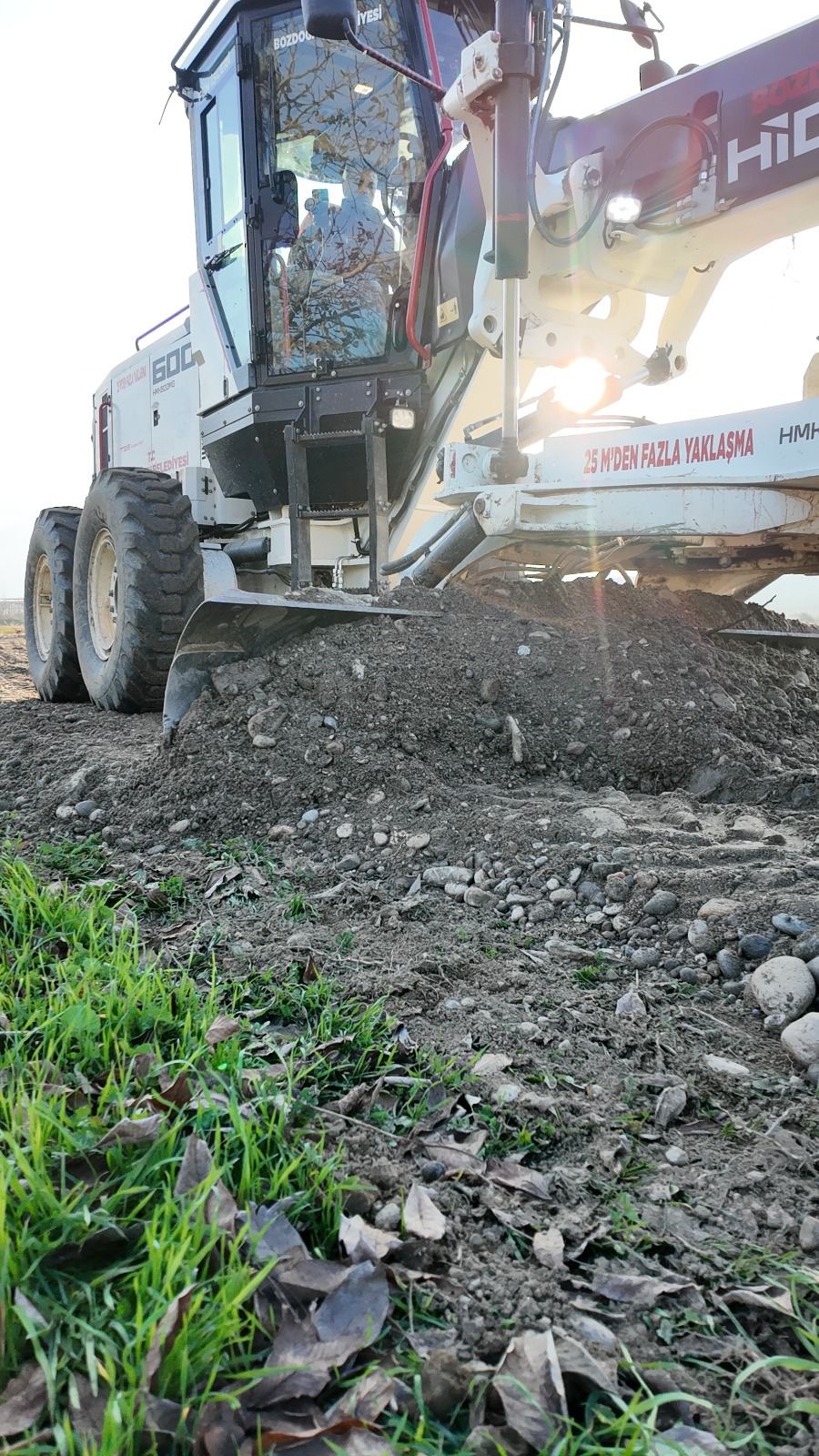 Muhtar Ozcandan Baskan Ozele Yol Tesekkuru Bozdoganda Ulasim Rahatliyor 624543 8A804Ba0E7E97E06048Ce24211F87457