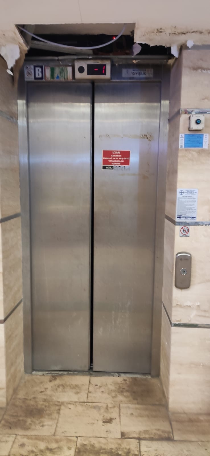 Nazilli Alt Gecitte Cile Yeniden Basladi Asansorler Yine Devre Disi 619936 662D34E27D53A869A650Ed0865F6D826