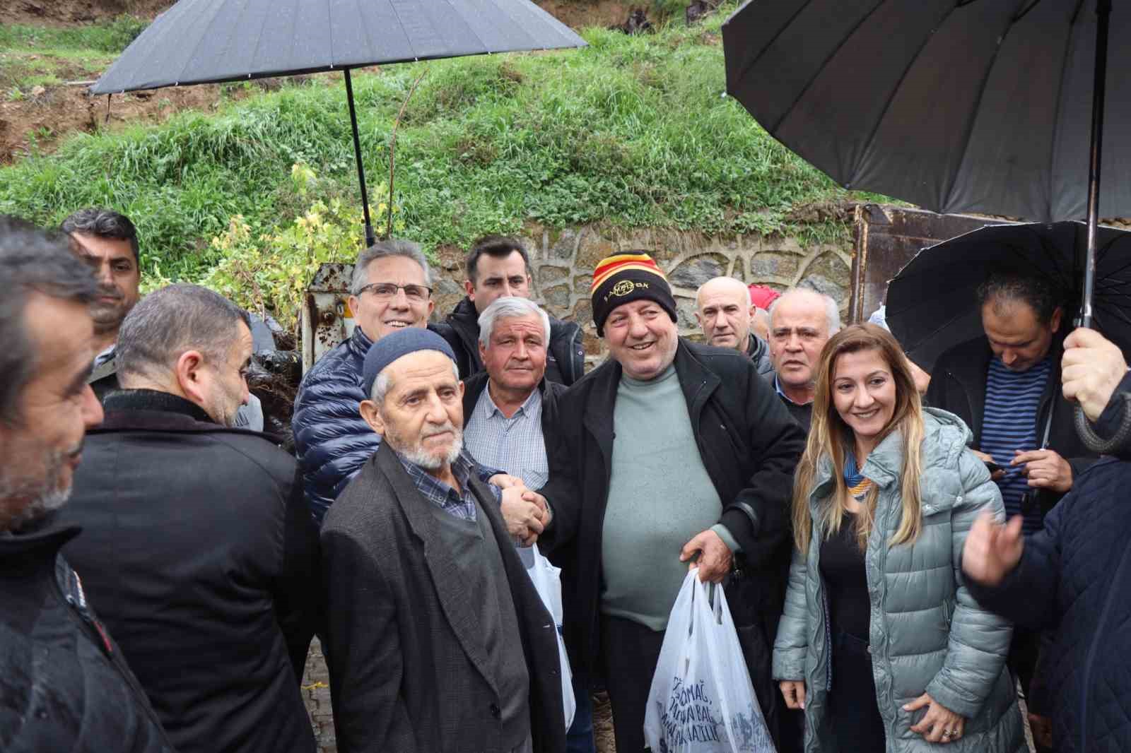 Nazilli Belediyesi Isiklar Mahallesinde 5 Bin Agac Fidani Dagitti E4698A9D9Efbd45Ae07Ccf3Fa3C385Ba