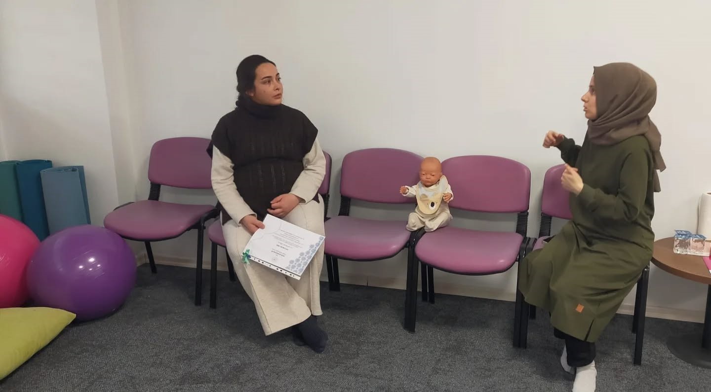 Nazillide Gebe Okulunda Egitimler Suruyor D77E85Be25Dccadb2Bd85Ac20Fac1B7D