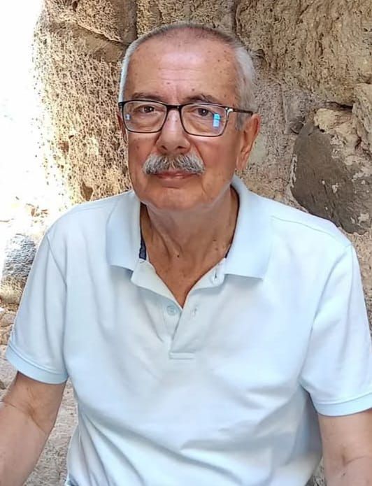 Nazillide Huzunlu Pazar Emekli Ogretmen Umit Mencik Sonsuzluga Ugurlandi 625631 E41362Ffd0F5D02B52D927Afd1Eb1854