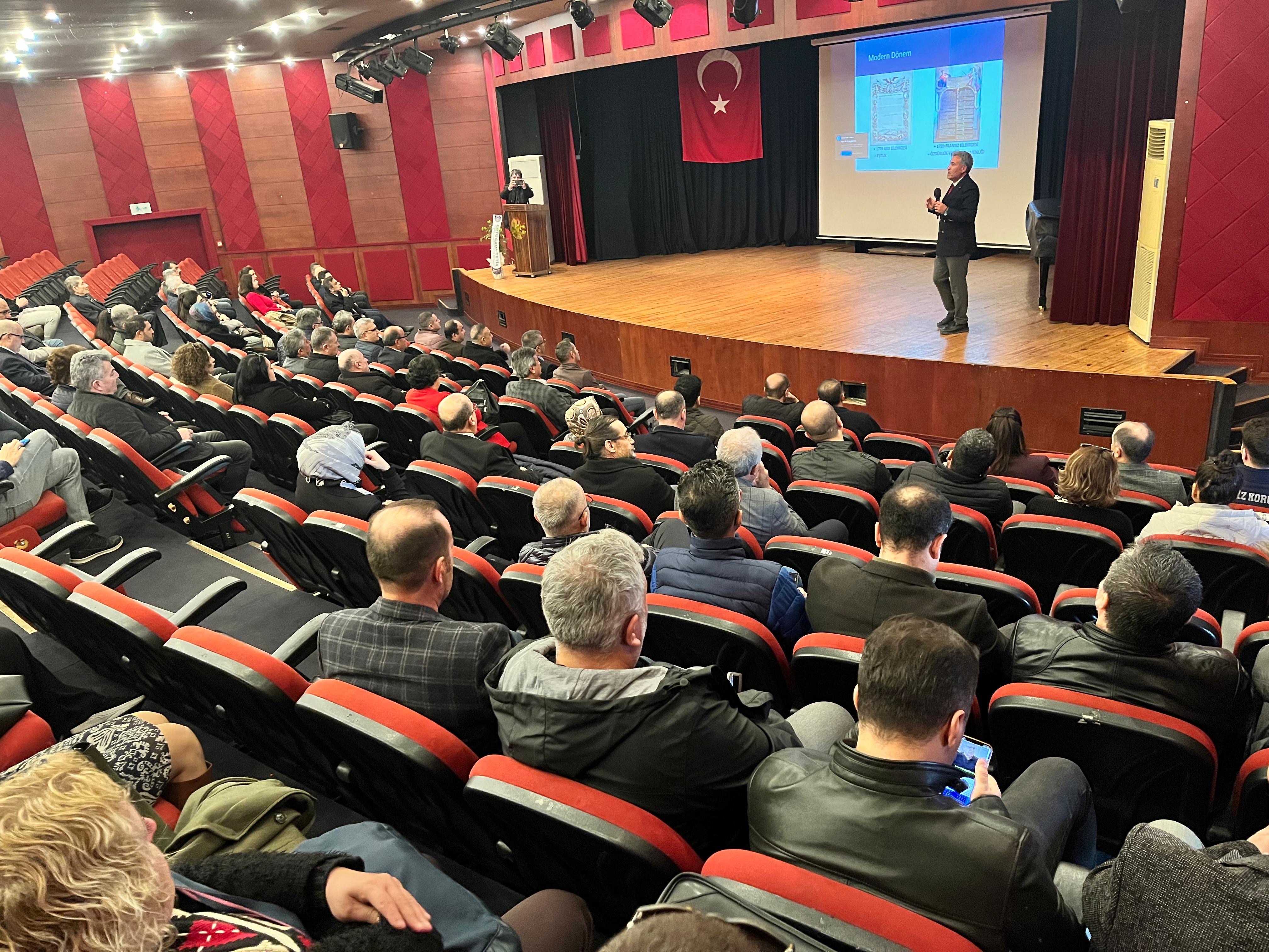 Nazillide Insan Haklari Gunu Etkinligi Yogun Ilgi Gordu 620745 Bd2Dfc2E69E2Cefc7002E223E9Ed685A