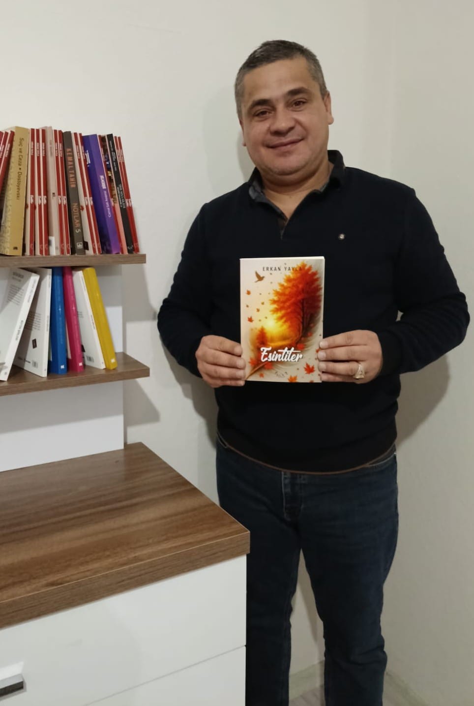Nazillili Sair Erkan Yayladan Ilk Kitap Esintiler Raflarda Yerini Aldi 621625 A5549Ee14F5398Ccb80A14B01C816Eea