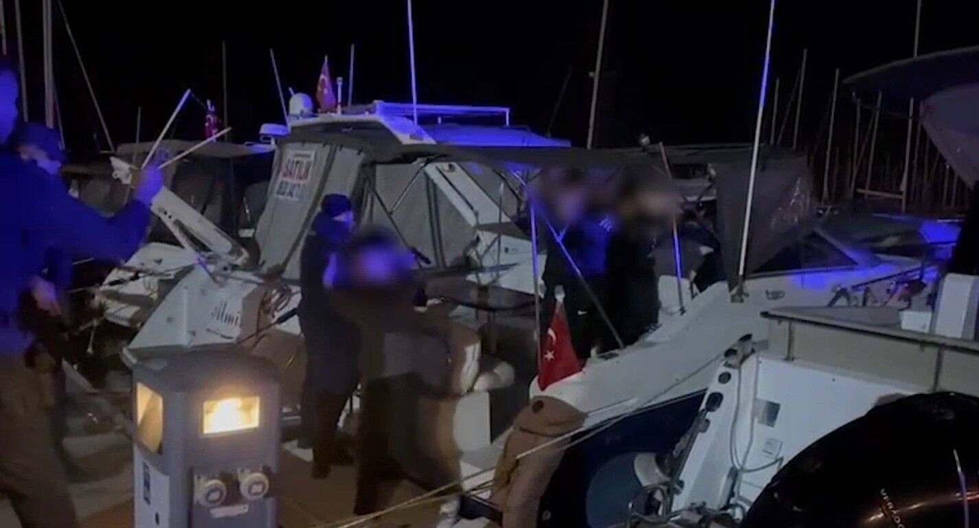 Organize Suc Orgutu Uyeleri Yurtdisina Kacarken Yakalandi B4C015C0Afdd3F88924A0729892A791F