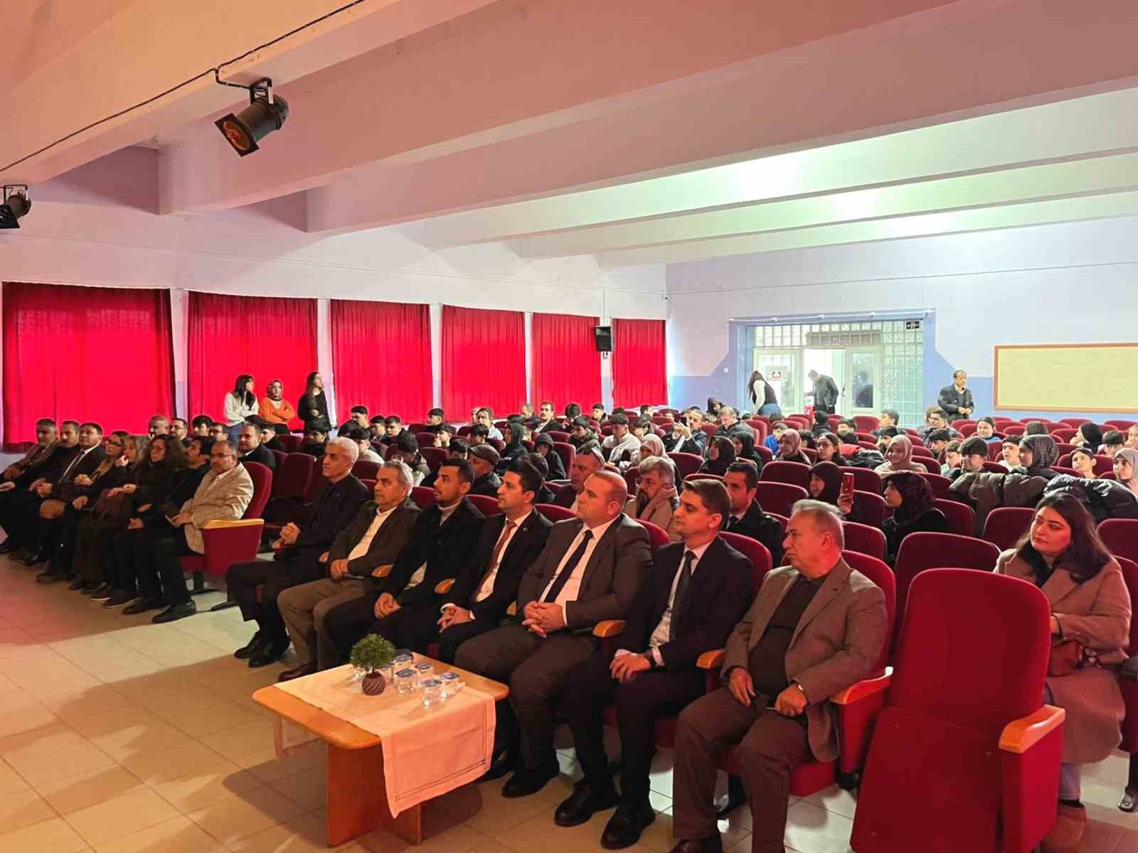 Sanatla Bulusan Genc Yetenekler Begeni Topladi D1880C36Ff688A9Cc7D0E6Dc6Ff8Df74