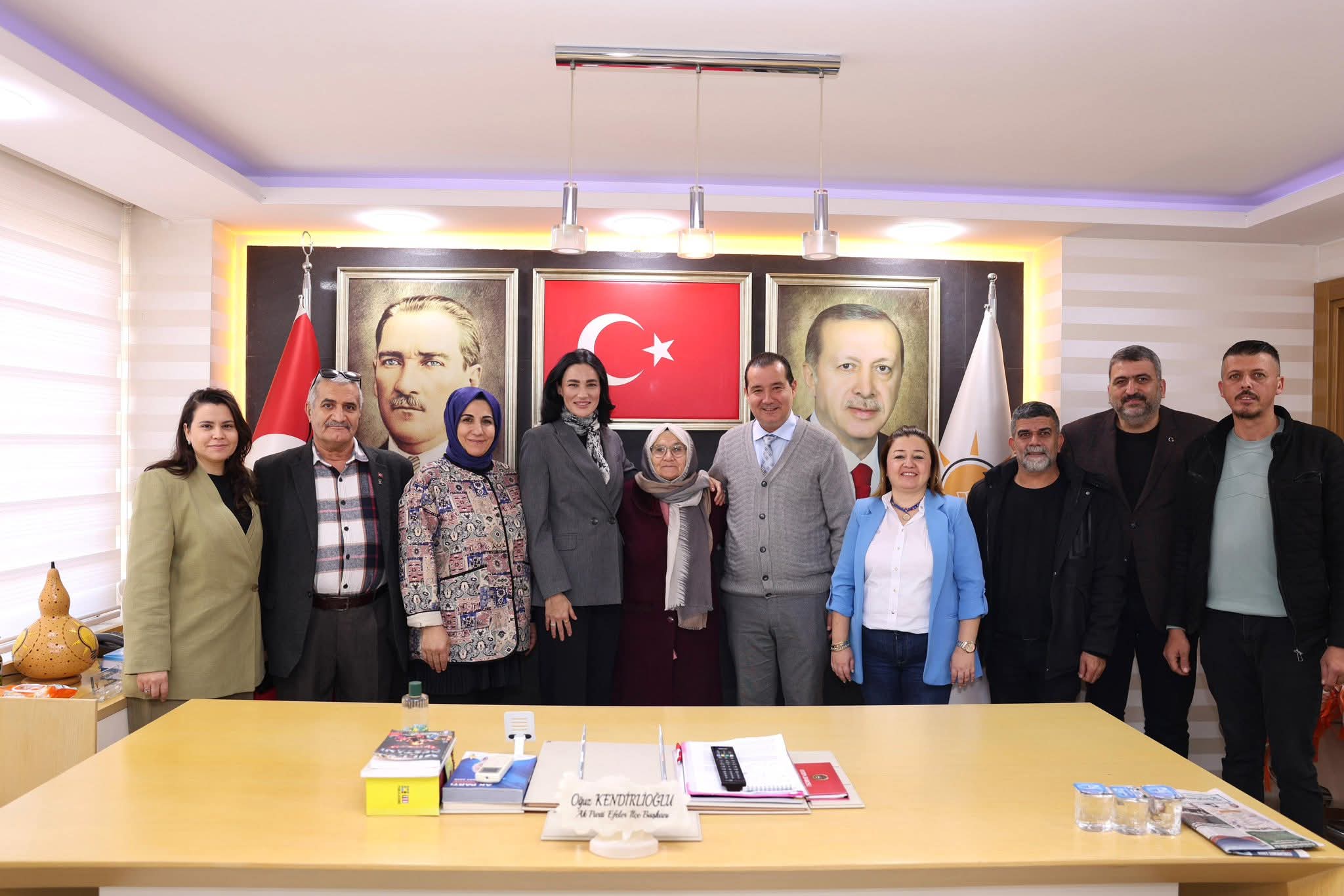 Saribastan Efelerde Yeni Uyelere Rozet 625245 432168B896378F4D7273Aaf4112F7Cdd