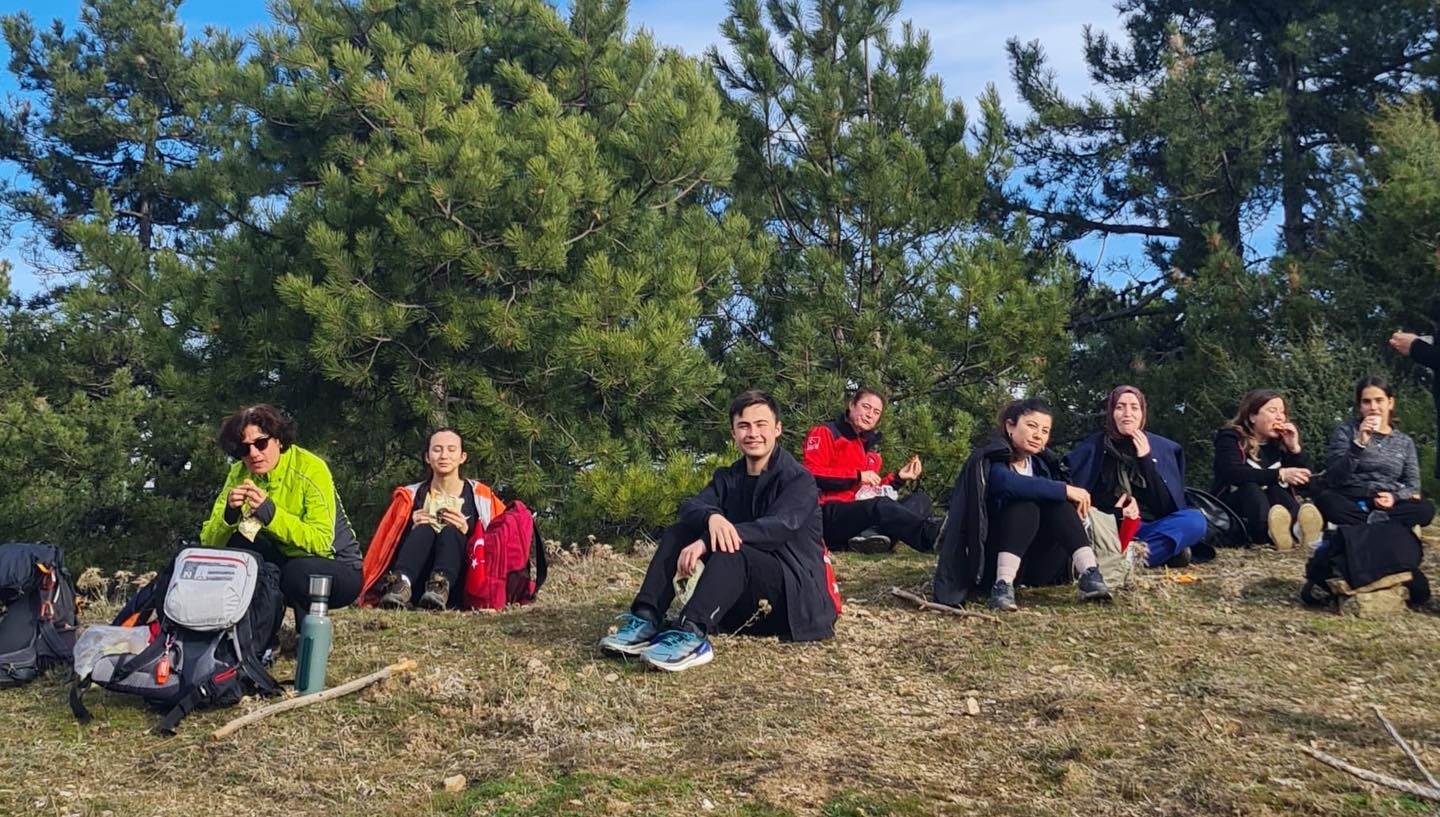 Sehitler Icin Zirveye Tirmandilar F634719Ea3331Cbb4B910Eb58C75B914