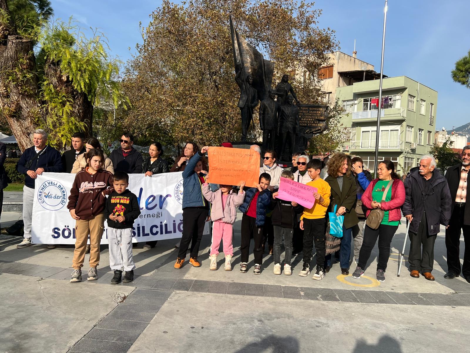 Sokede Birlestirilmis Sinif Isyani Velilerden Imza Kampanyasi 620773 875Abcc8988Ff4814Dc7Cdf675872Ee1