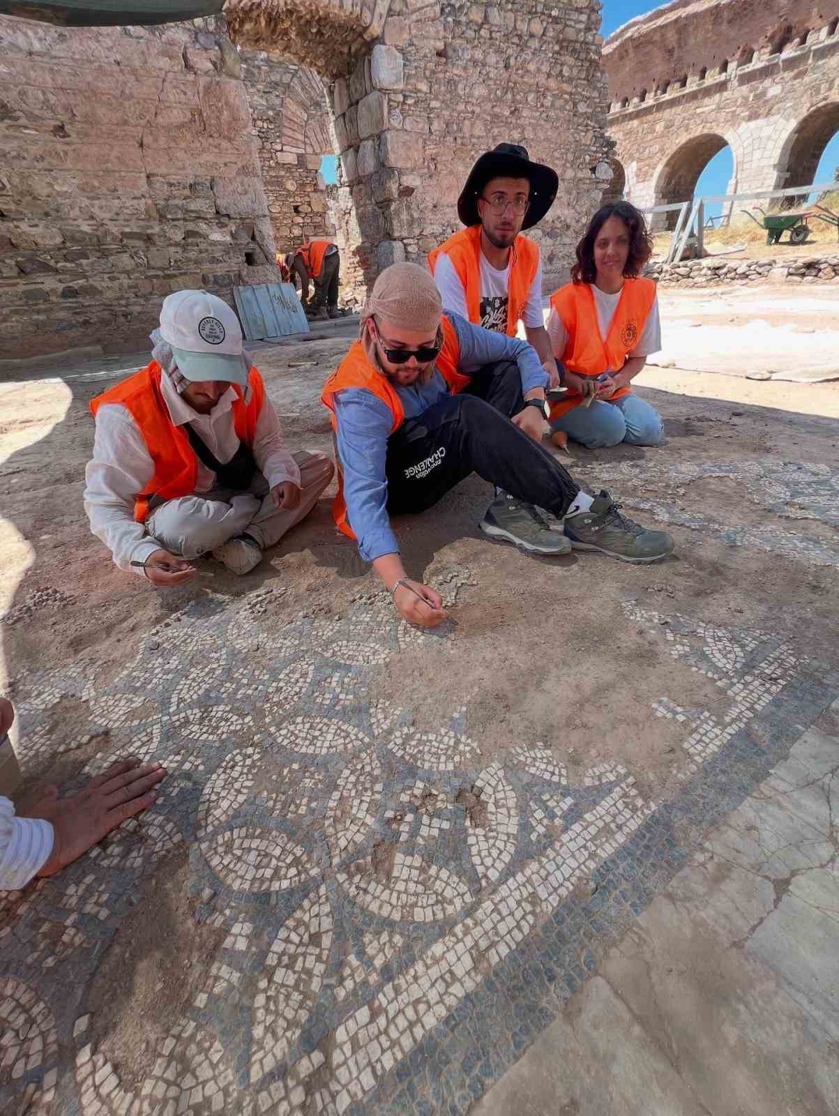 Tralleiste Kazi Sezonu Ay Sonunda Bitecek 2D3Cd58A35B9Ff74A401Fc2E126104A9 (1)