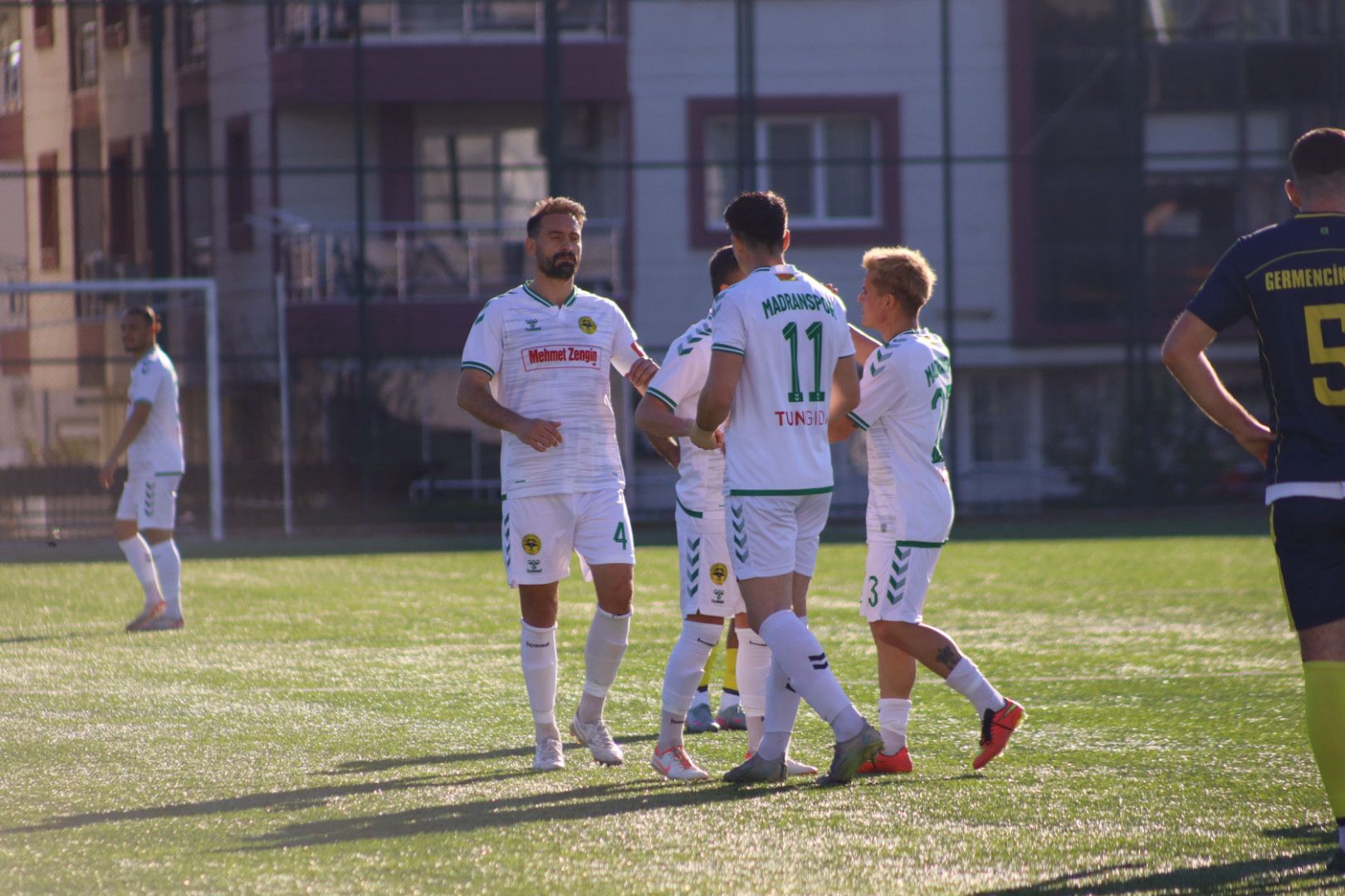 Whatsapp Image 2025 12 27 At 17.10.42 (1)