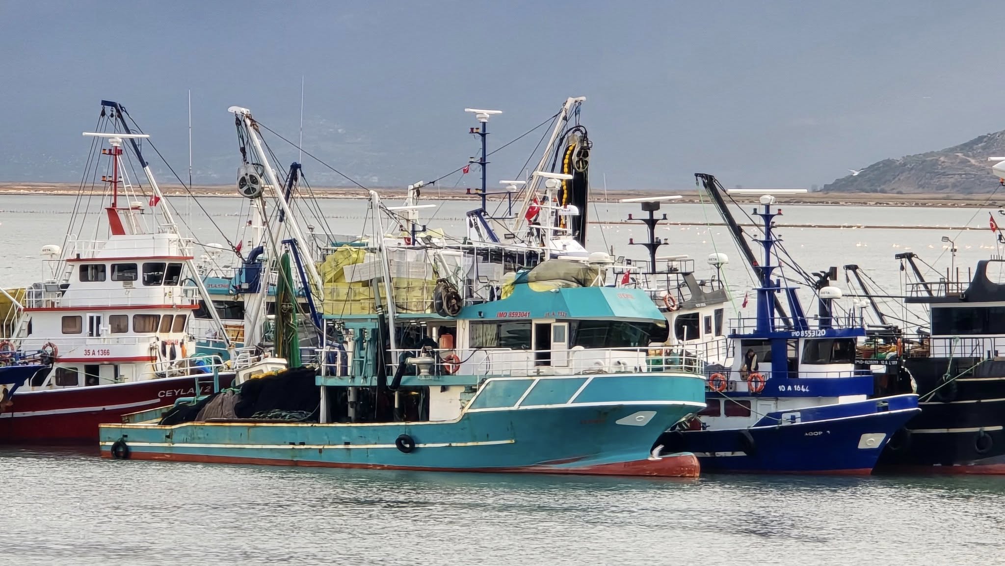 Yagis Balikcilari Da Vurdu Tekneler Kiyida Kaldi 619684 7D8E464348Bf0327D366Ea315F8B834B