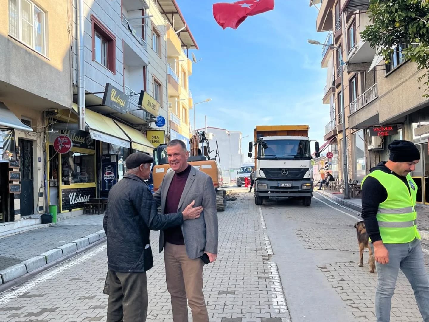 Yenipazarda Altyapi Yenileniyor Sicak Asfalt Geliyor 618468 C7C54E83Baedf33005De3D4E4B4Fea3C