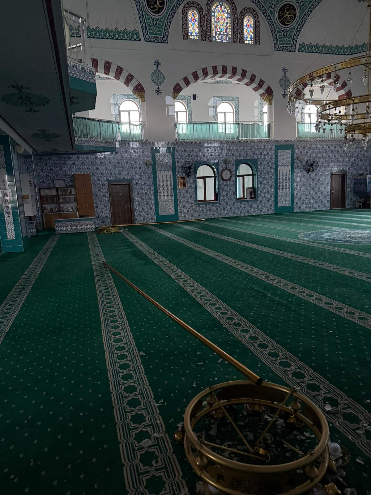 Yildirimin Carptigi Camide Zarar Olustu 623688 2A5082B330368E82472Bfa4090B15Edc