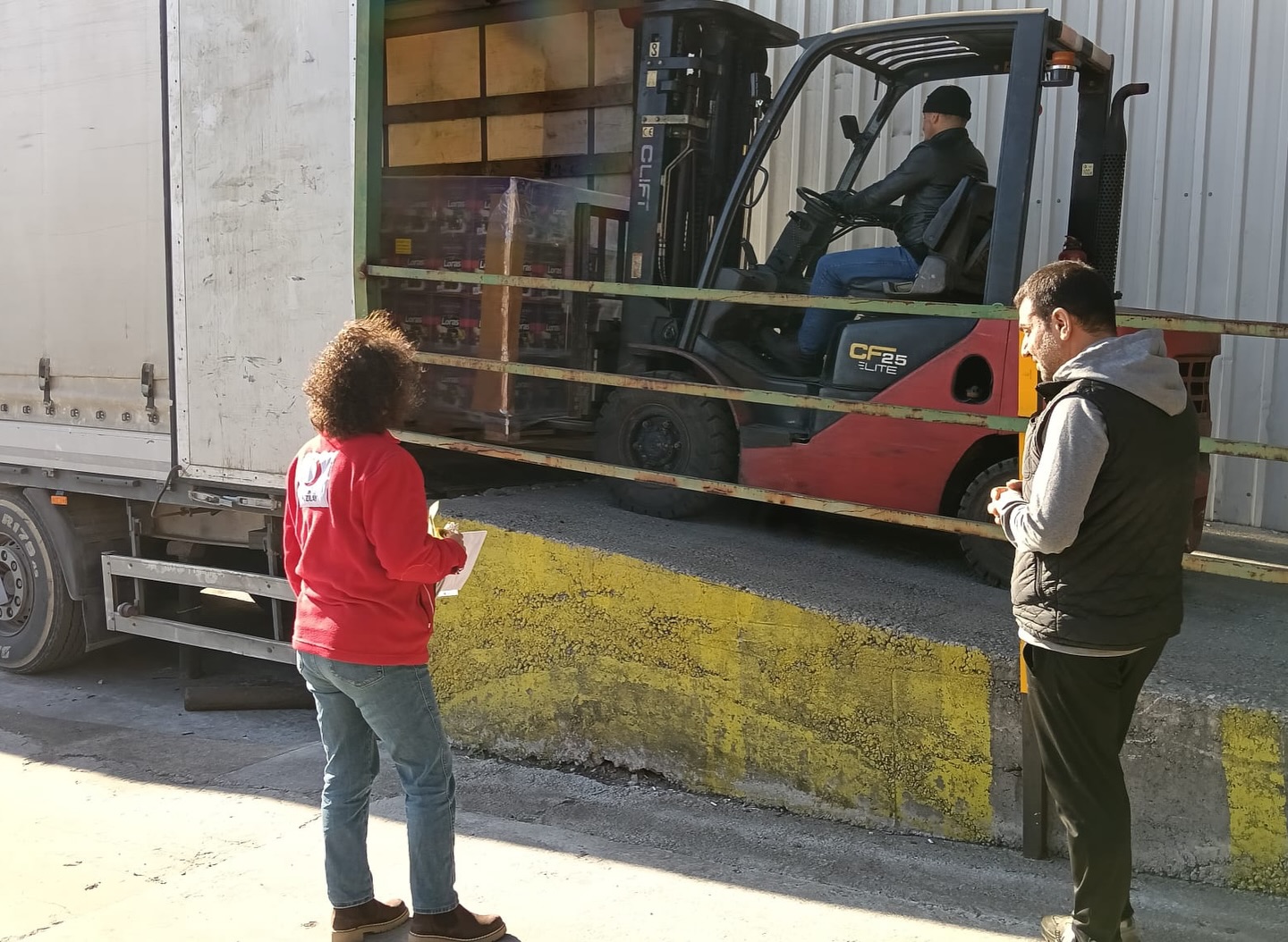 Zeyko Tarimdan Kizilaya 14 Milyon Liralik Zeytin Bagisi 622462 D5A6619158Ec7129F3Acad754285Cc13