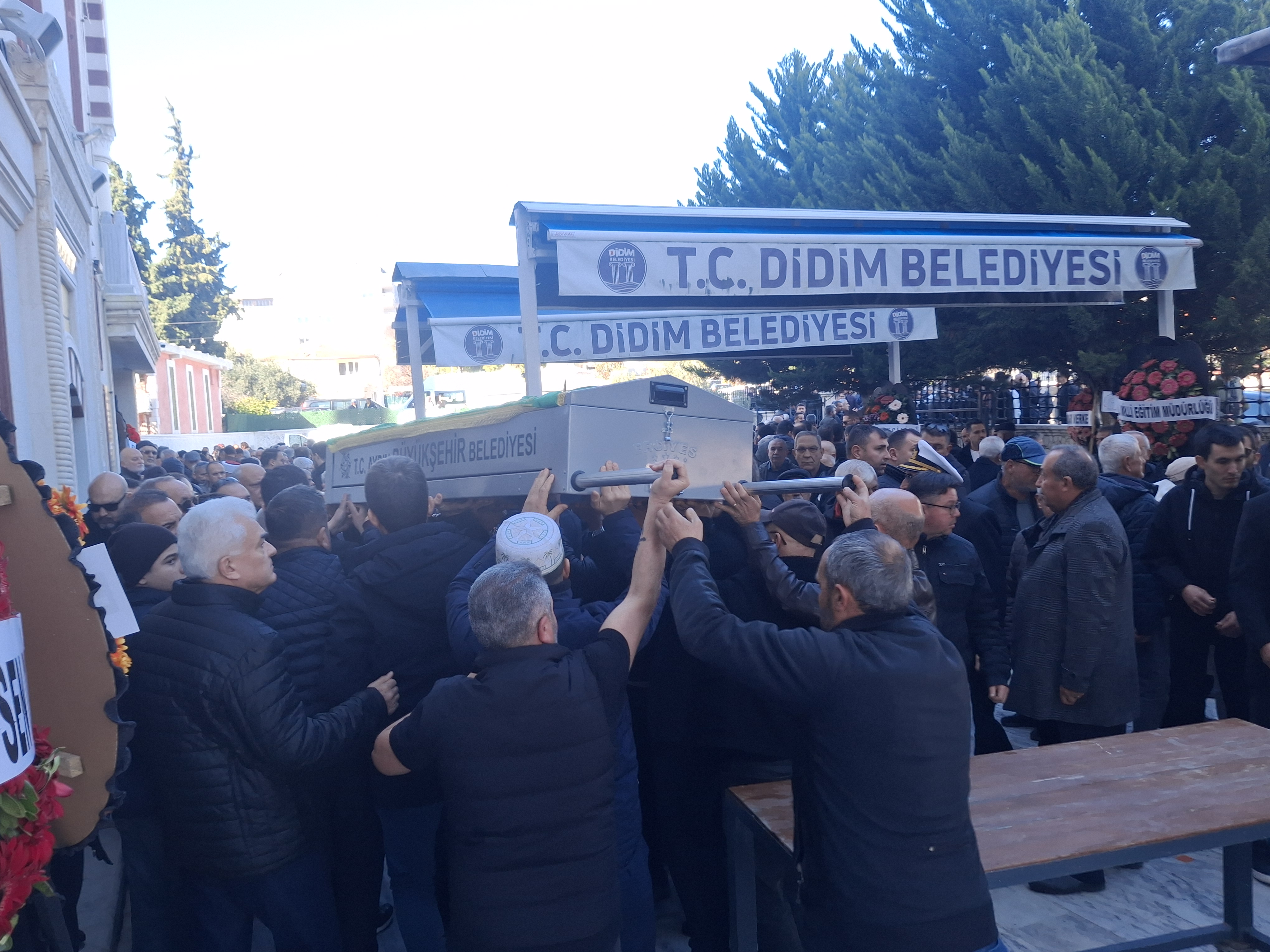 8 Arayla Vefat Eden Kir Cifti Son Yolculuguna Ugurlandi 630624 Ba5Bdfb86C673Ae27D9D0D89C1E807Ed