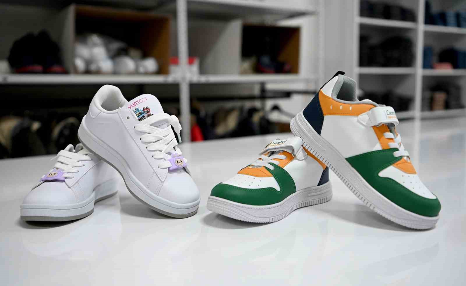 Ada Kiyafet Evi 272 Cocugun Yuzunu Guldurdu 27215E70C2D314D89Cd4D9F0958Df5B7