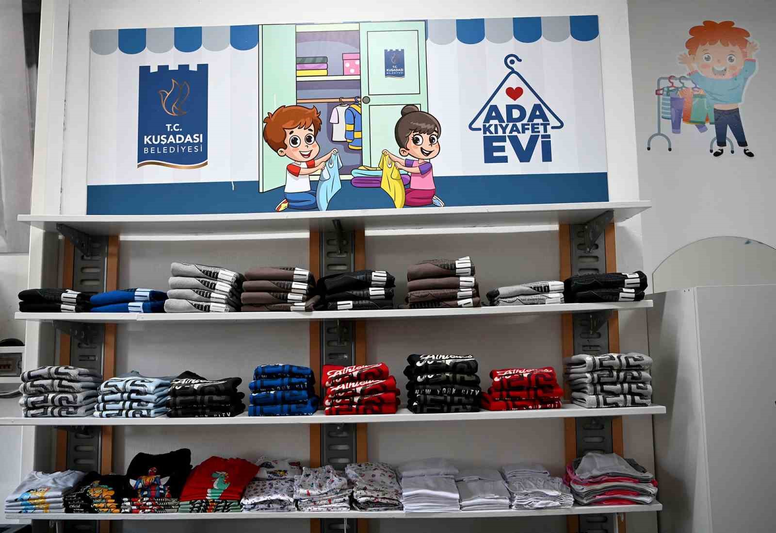 Ada Kiyafet Evi 272 Cocugun Yuzunu Guldurdu 8E192Da8E0C9Dc3D4A0B7Ff1Faafce35