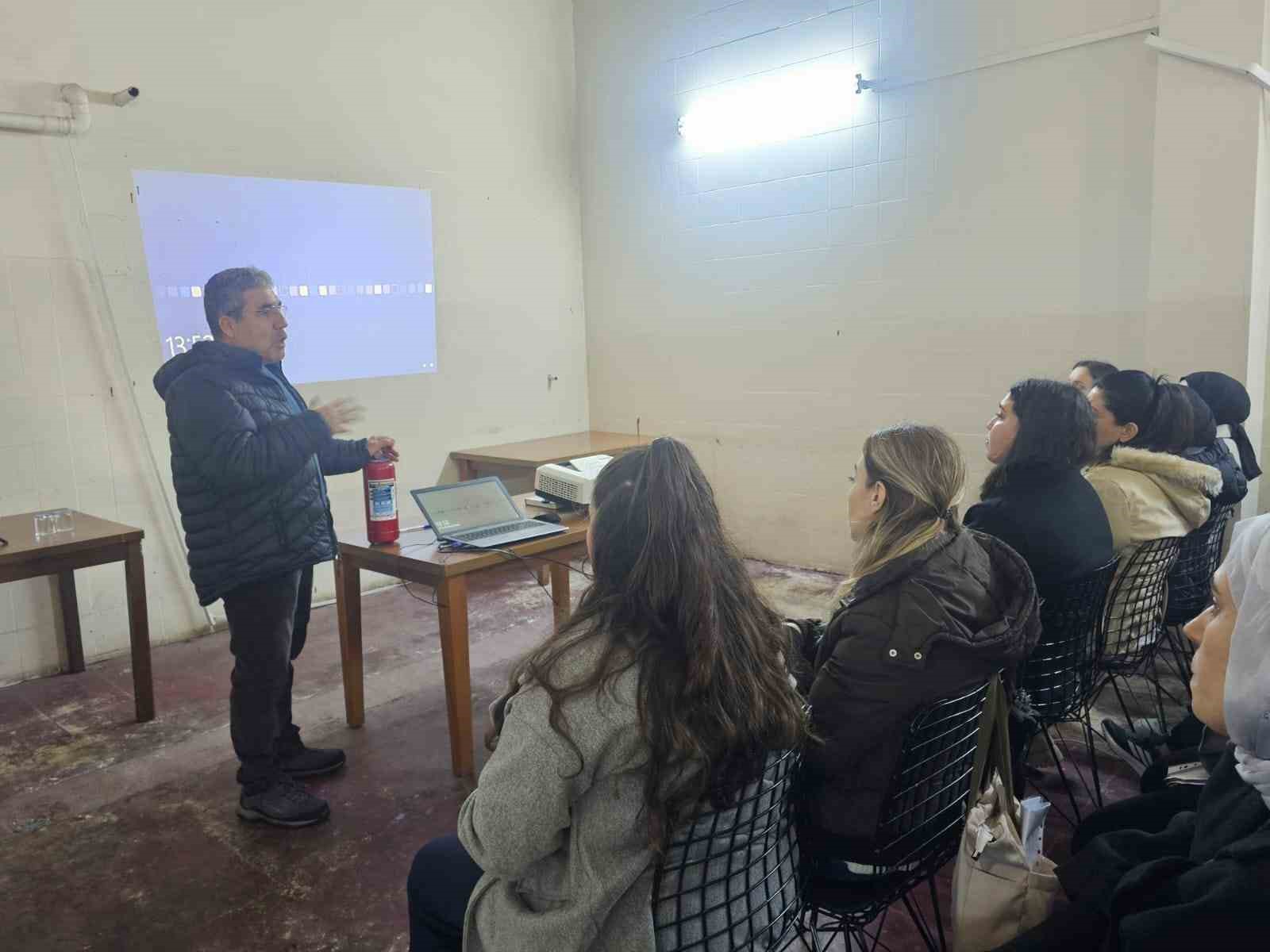 Aydin Ataturk Devlet Hastanesinde Yeni Personele Oryantasyon Egitimi F5Db957571E152Ad6Ed976C0Fd82E16A