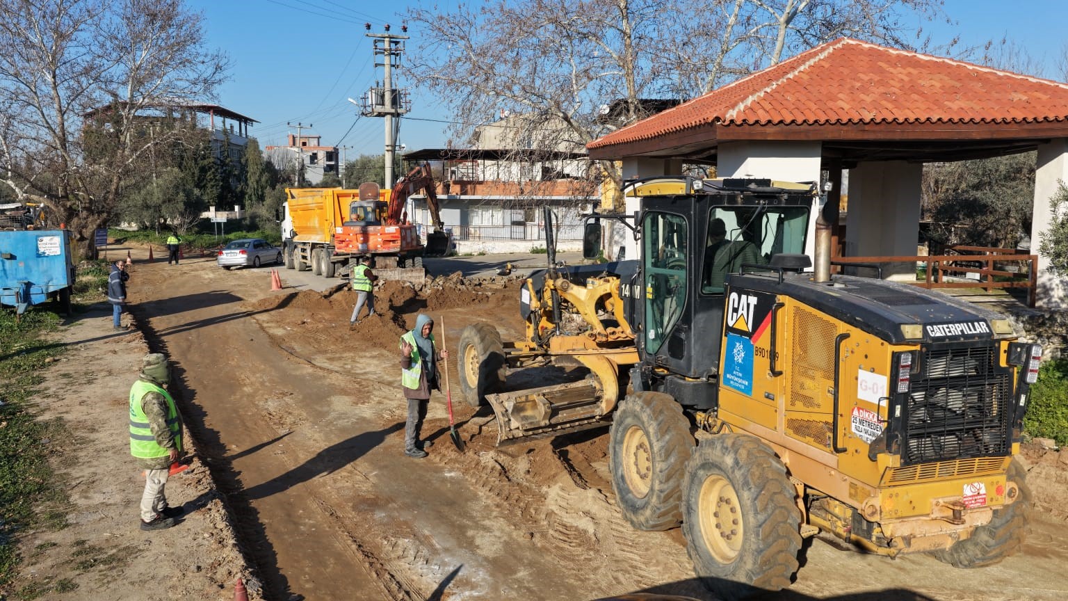 Aydin Buyuksehir Belediyesi Efelerin Yollarini Yeniliyor 1F89E61099Ddf72449Fe24Fd8E04E80A