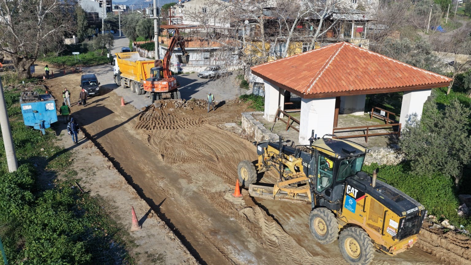 Aydin Buyuksehir Belediyesi Efelerin Yollarini Yeniliyor 81A9A2D64D310Ef74Fe72Dafdc97C422