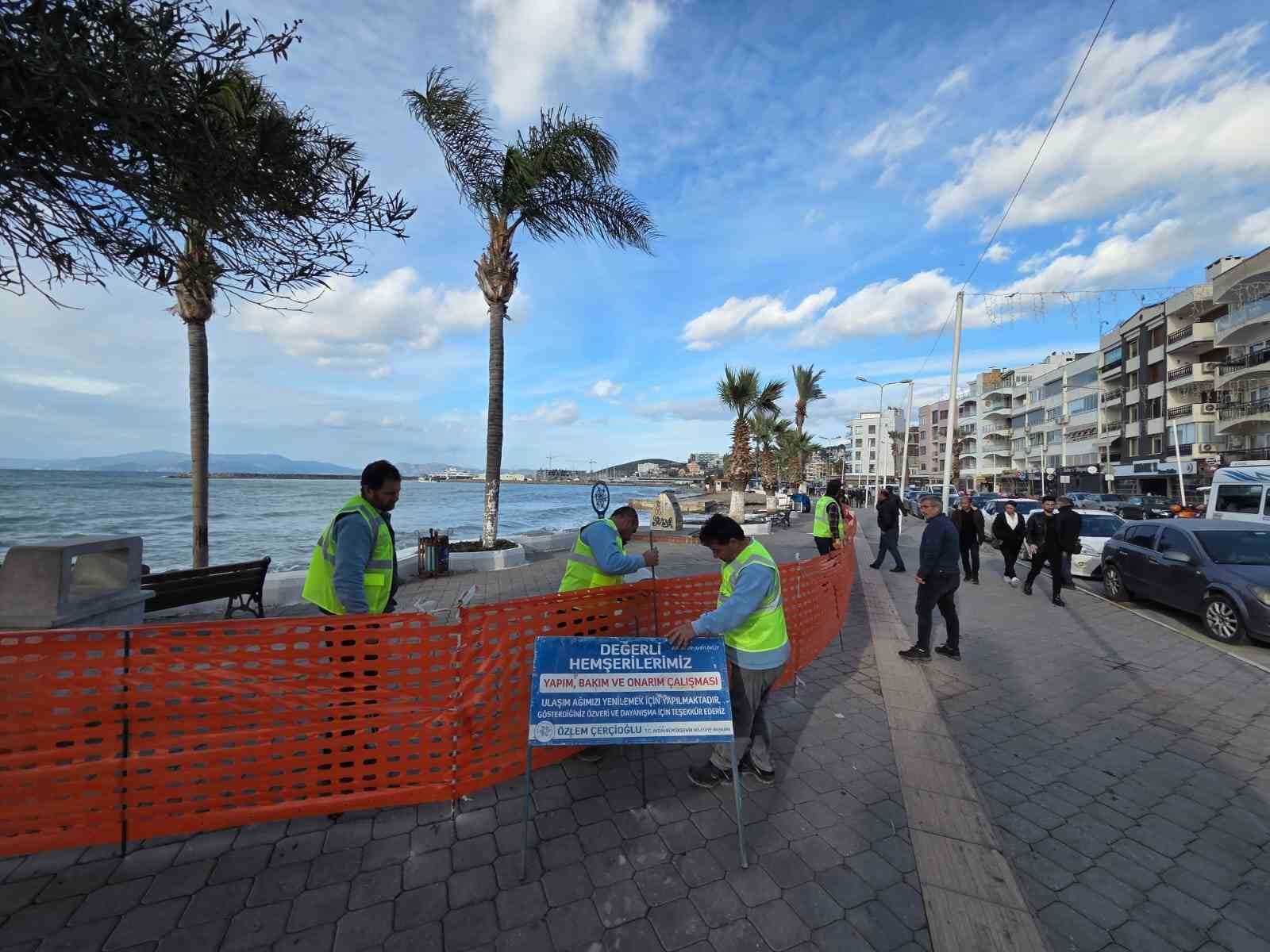 Aydin Buyuksehir Belediyesi Tarafindan Kusadasinda Sahil Seridinde Calisma Baslatildi Ce087252F9Df7Efca0E1384B3D9E4D6F-1