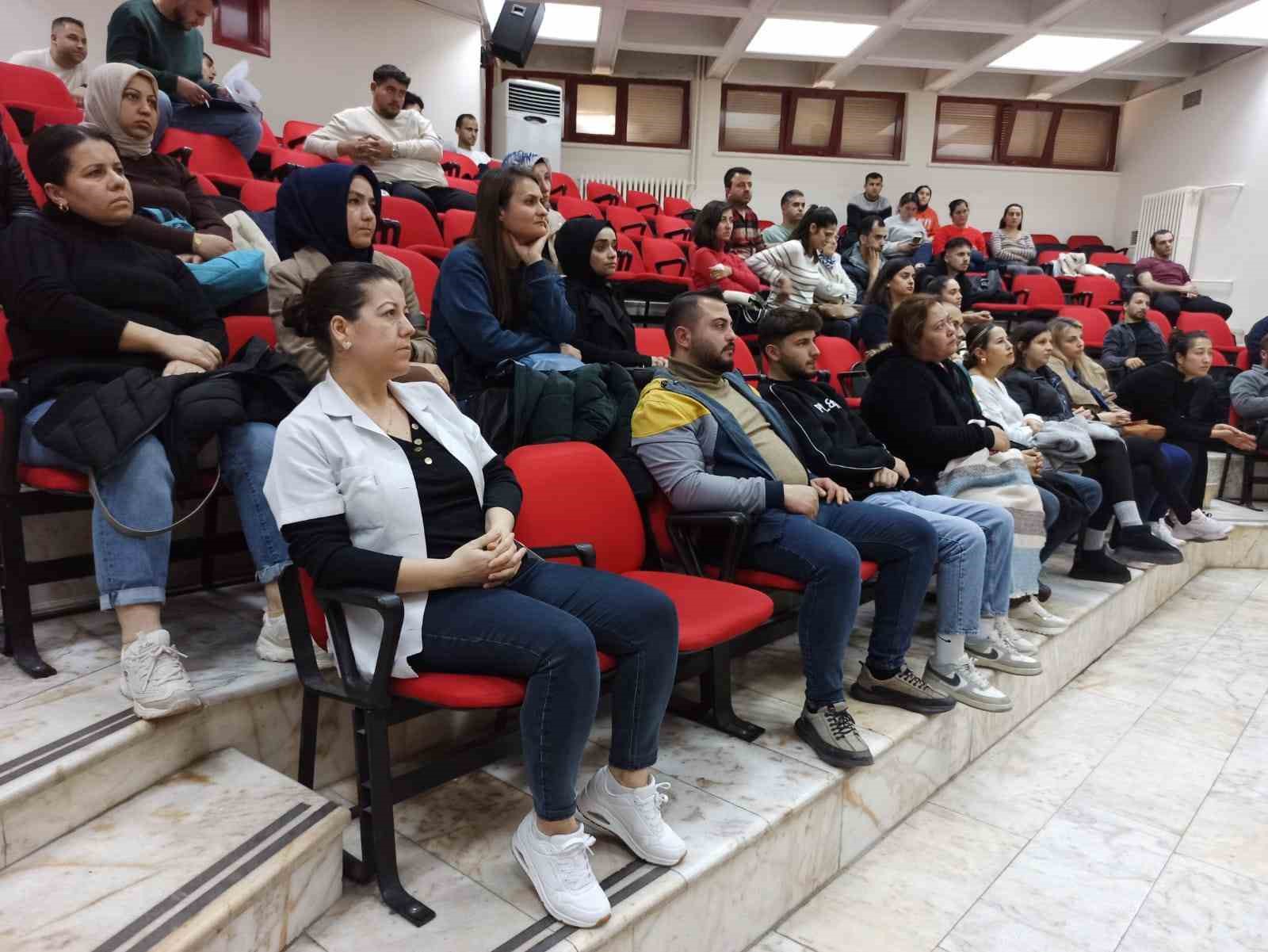 Aydin Devlet Hastanesinde Yeni Personeller Bilgilendirildi 5254E728986Ae285C26Abc13535C6C8E