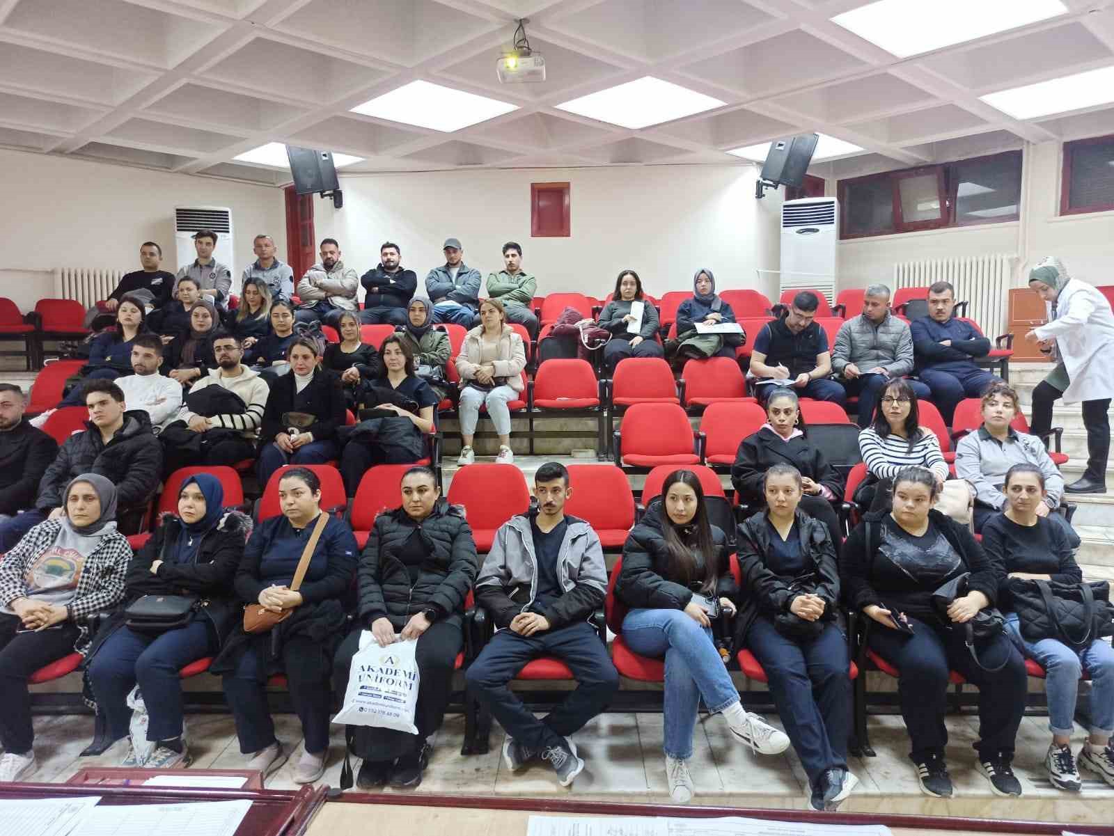 Aydin Devlet Hastanesinde Yeni Personeller Bilgilendirildi 7Fa445850D3F9Afaa8Cc1E702A65Fcda