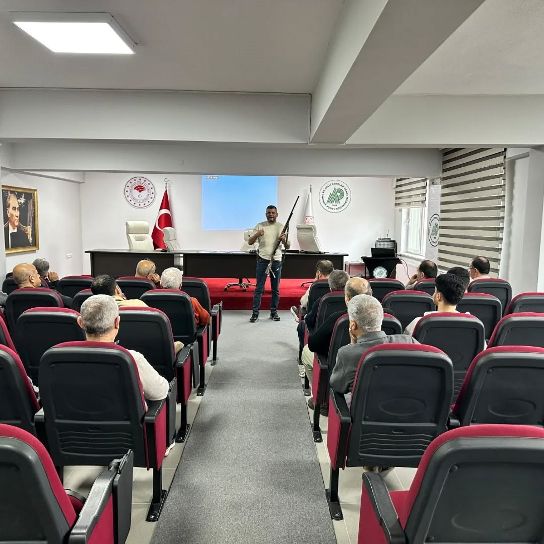 Aydin Dkmpde Personeller Bilgilendirildi 44185D92653E0C66A51D0019F78A8A1D