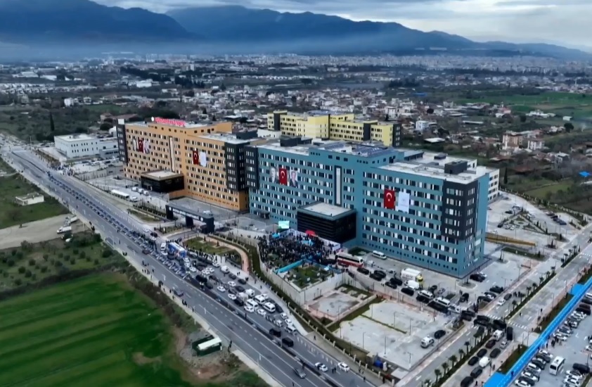 Aydin Sehir Hastanesi Egitim Ussu Oluyor 100 Akademisyen 600 Asistan Hekim Gorev Yapacak 633818 Cb87366C70A02A5B2Dc684699Bd9340B