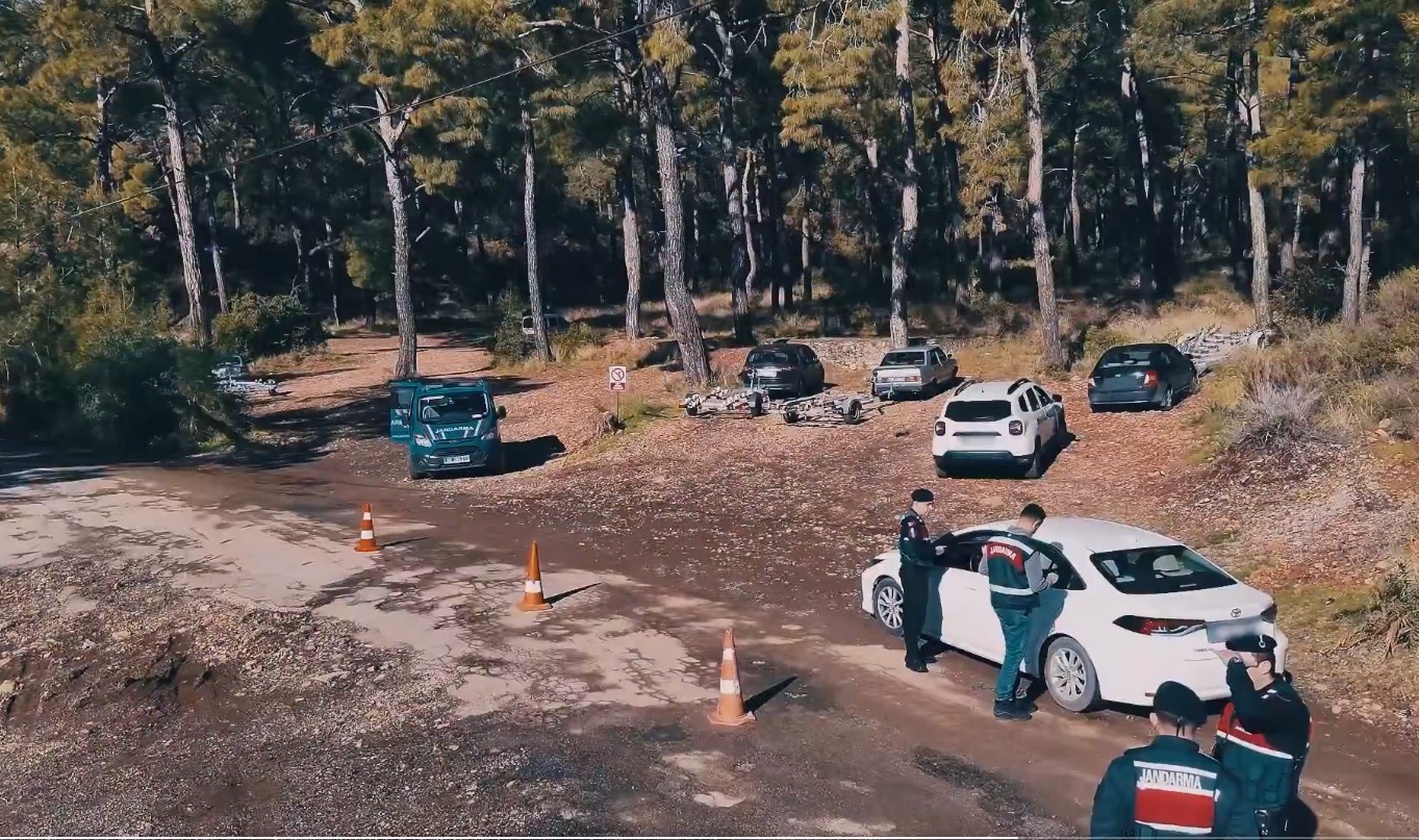 Aydinda Gocmen Kacakcilarina Buyuk Darbe 630813 77Ea4303Da09945B4Bd64E7E06C1A552