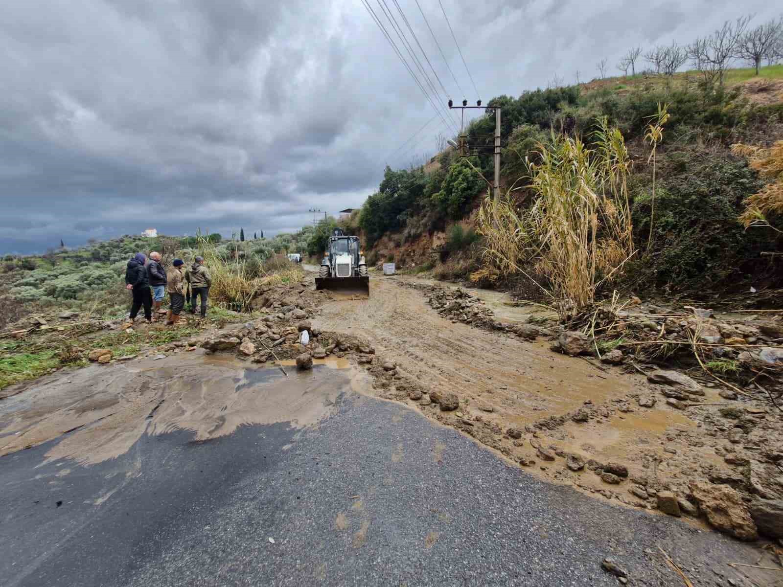 Aydinda Kuvvetli Yagislara Buyuksehir Ve Askiden Aninda Mudahale F72F0633Ffb44Ac4A5Ea31F68E155F1F