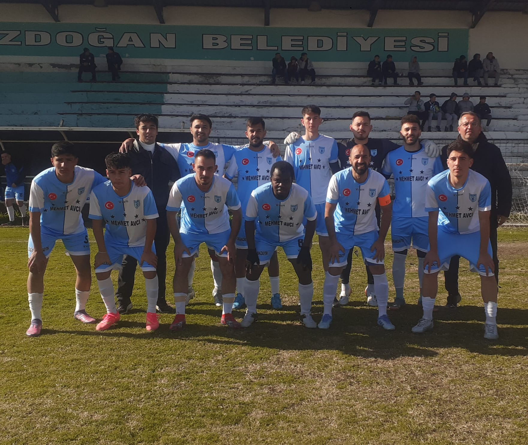 Aydinda Oynandi Bu Macta 10 Kirmizi Kart Cikti 631423 2E5E5D2617644320Aa74C67B755F9A98