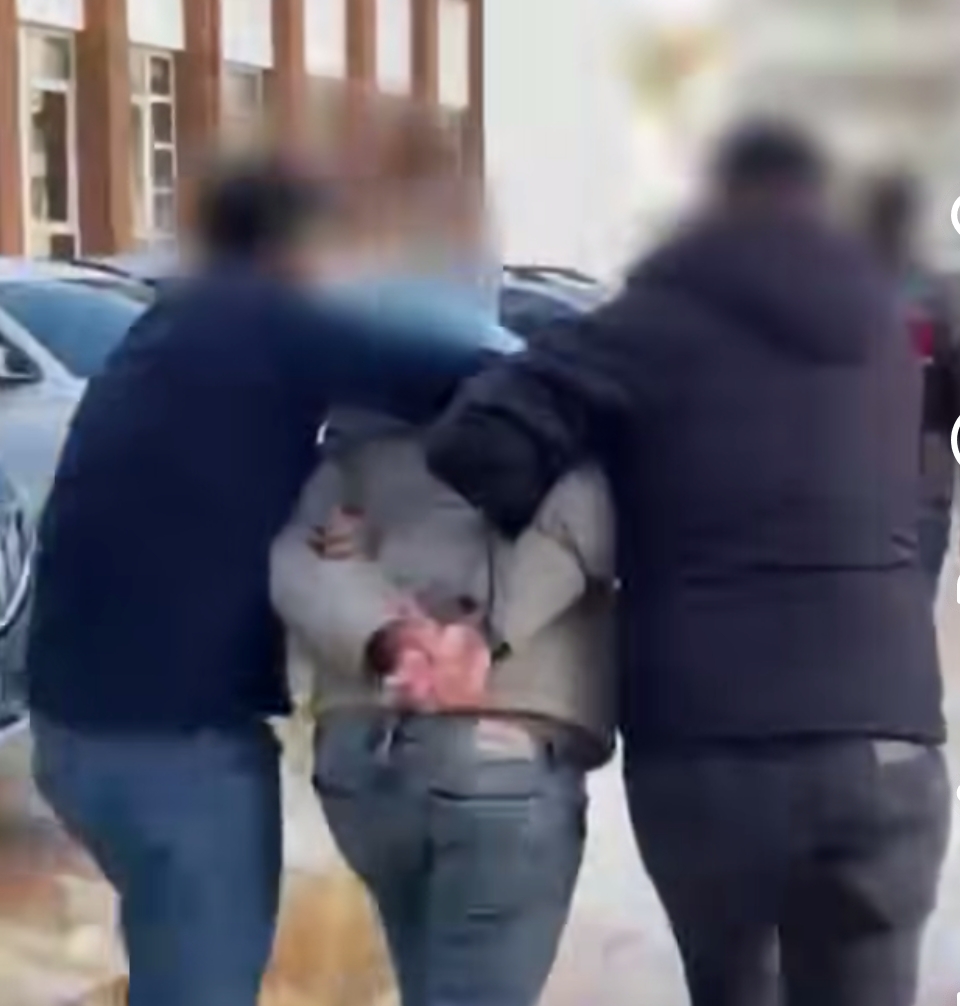 Aydinda Teror Suphelisinden Firar Girisimi 634597 42142A2828C64B901738Aa9Ace33Ee70