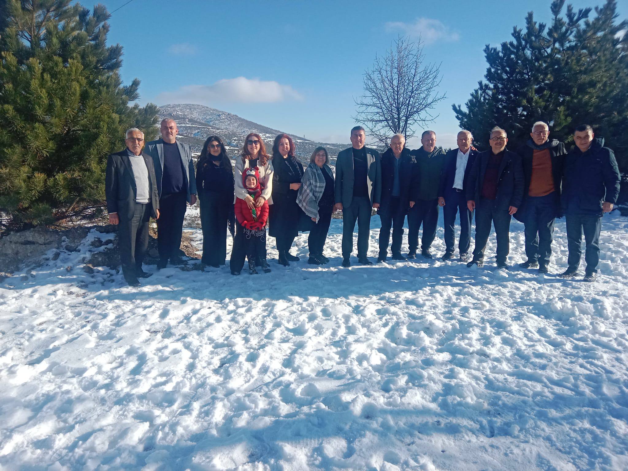 Aydinli Siyasetciler Karin Keyfini Yasadi 631265 8F4015393Eae4E27A9217D9Ef4C5247C