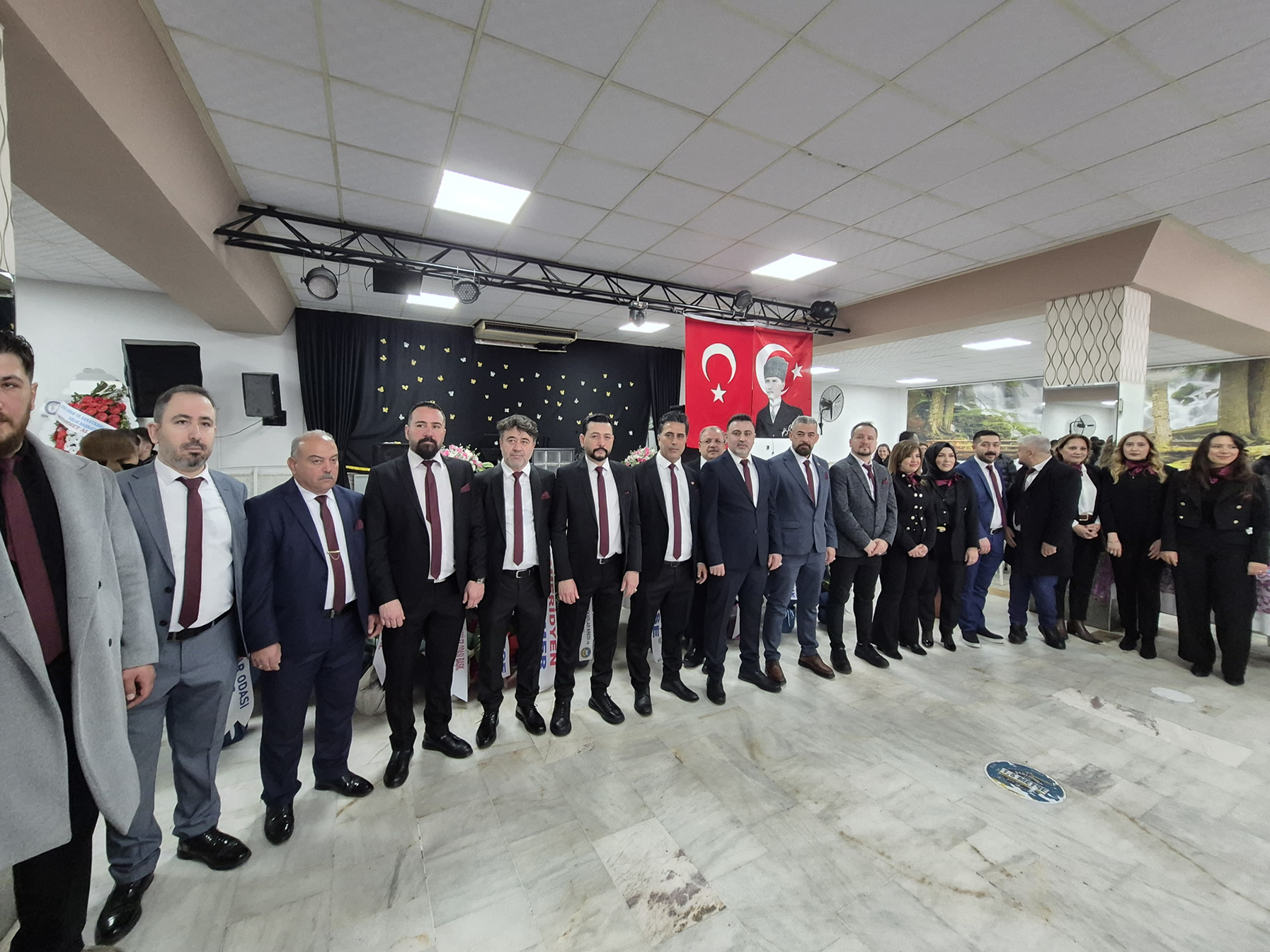 Baskan Avsar Guven Tazeledi Uyelerden Tam Destek 630934 4A22Af1E21Fd0A52Bcb73E003Db57Fd1