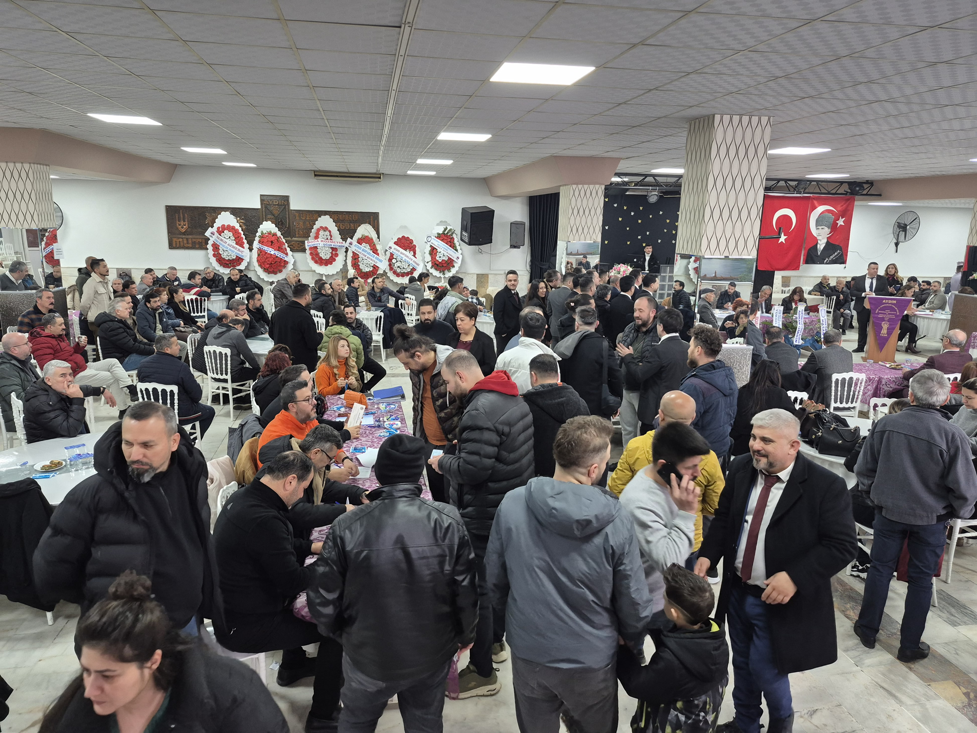 Baskan Avsar Guven Tazeledi Uyelerden Tam Destek 630934 780C8B59Ad633956461F149F6545E240