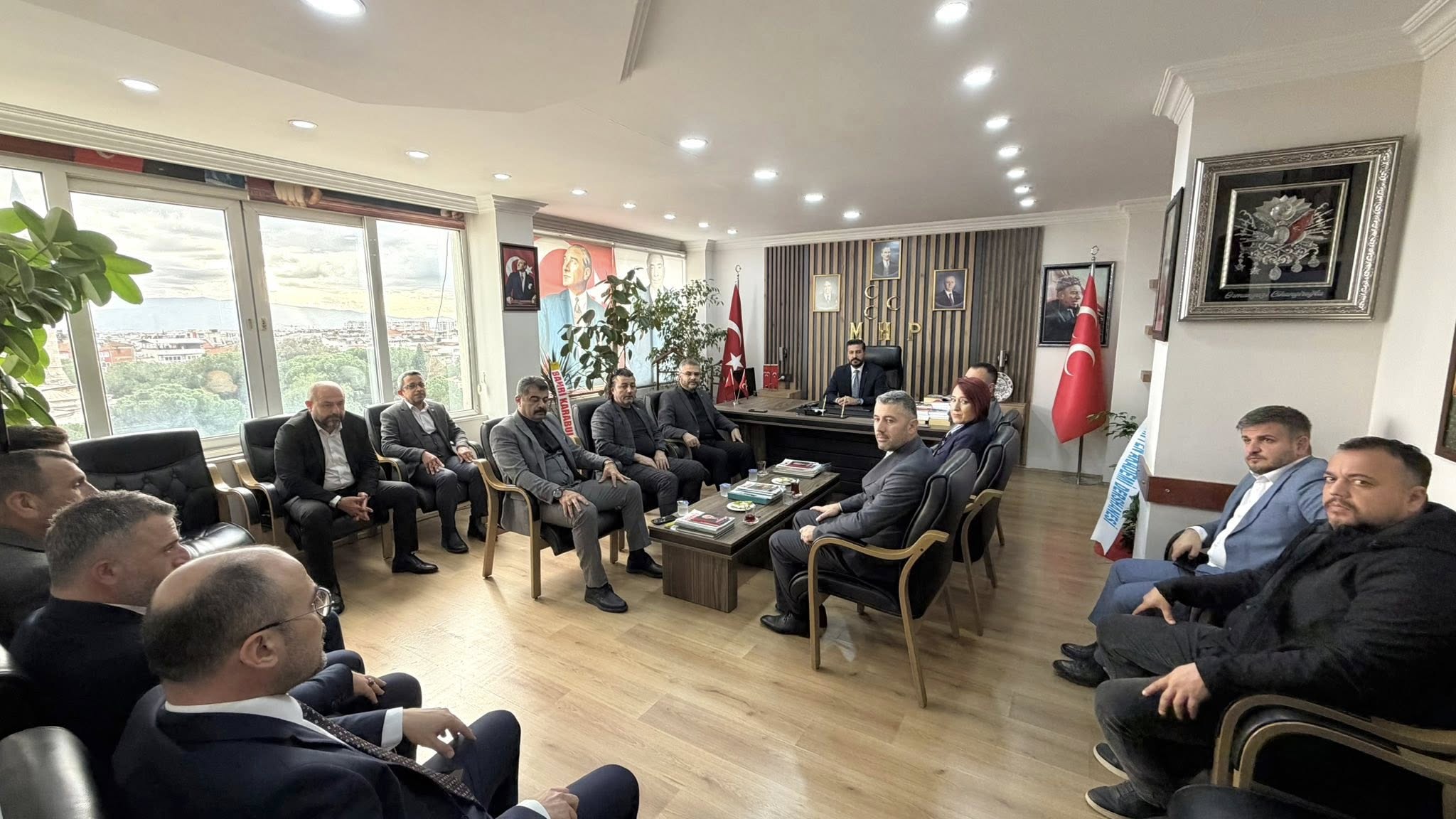 Baskan Cihangirogluna Ittifak Ortagindan Ilk Ziyaret 634700 5017Ed984Ff8F1A434352992D83428Ec