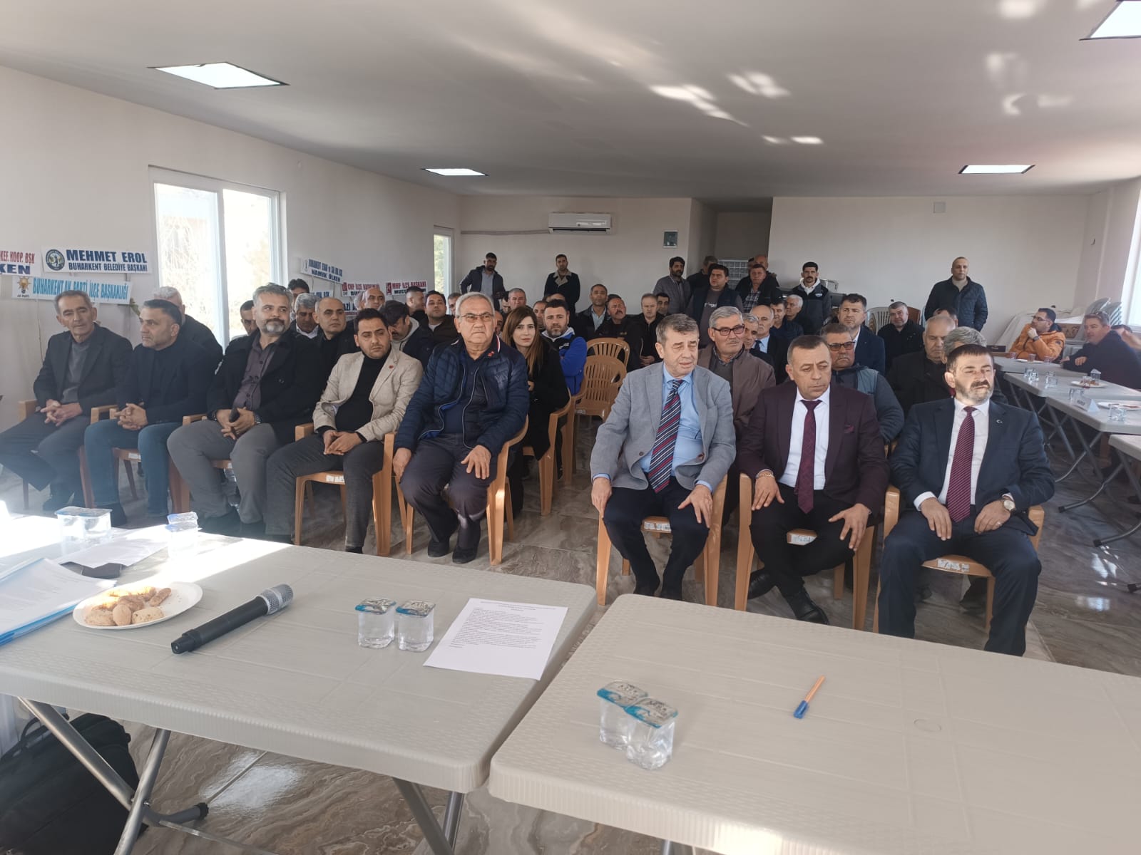 Baskan Emere Yeniden Secilerek Guven Tazeledi 630384 9F8674708Fbf032Ad15Efb28A36Af79F