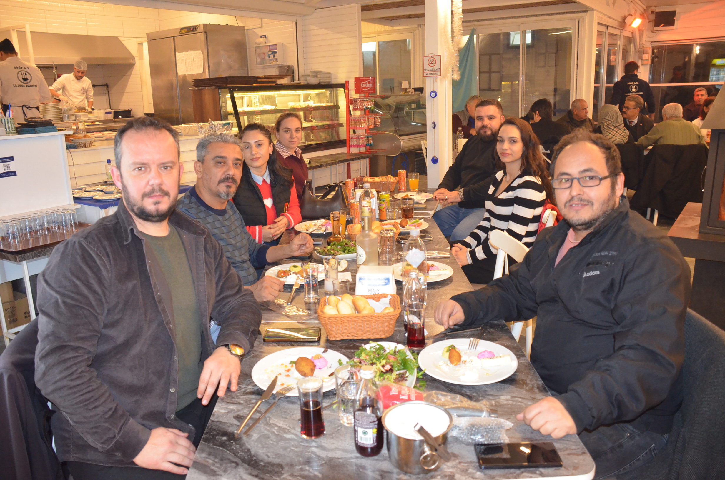 Baskan Gencay Aydin Ve Didimli Basin Mensuplarini Yemekte Agirladi 630422 984D5Dc52E790Bfa3C572F8Ca0D0E6Fe