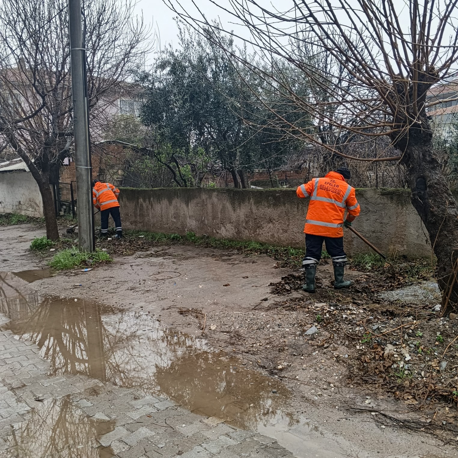 Baskan Yetiskin Ekiplerimiz Yogun Yagisin Ragmen Sahada 632918 E9B279770F4A6Da4163C83B468B62A45