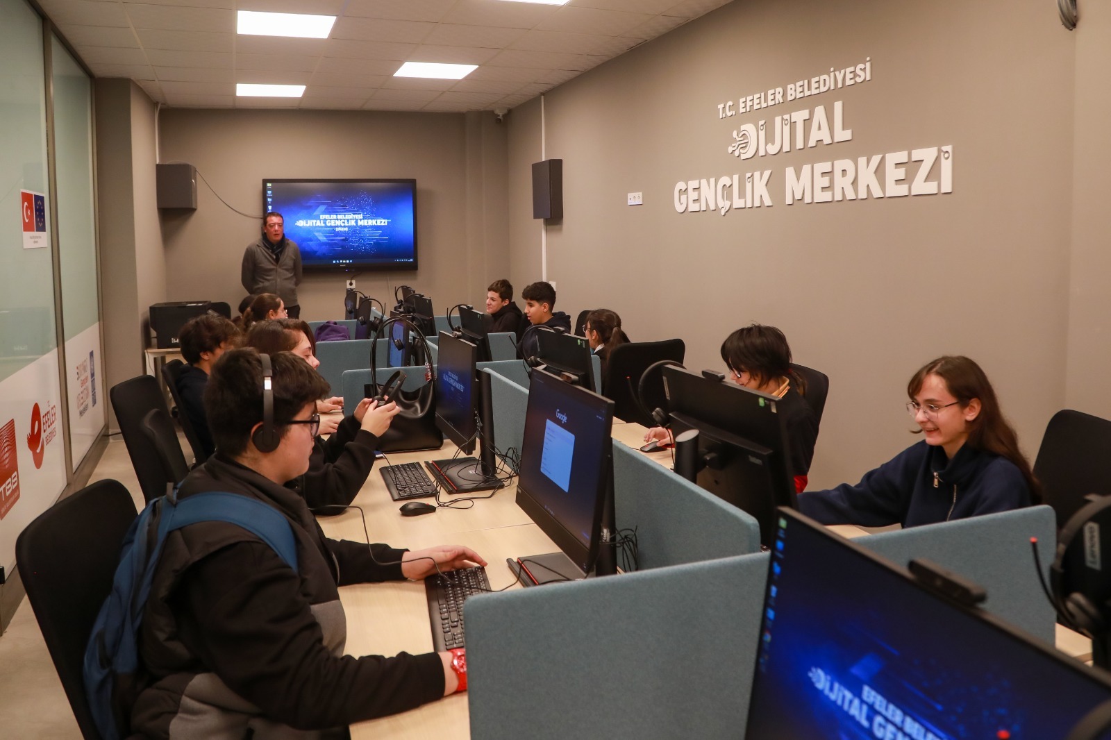 Baskan Yetiskinin Dijital Vizyonu Genclerin Gelecegini Sekillendiriyor 634097 290B87174913C1279F01B8C12E6F0B41