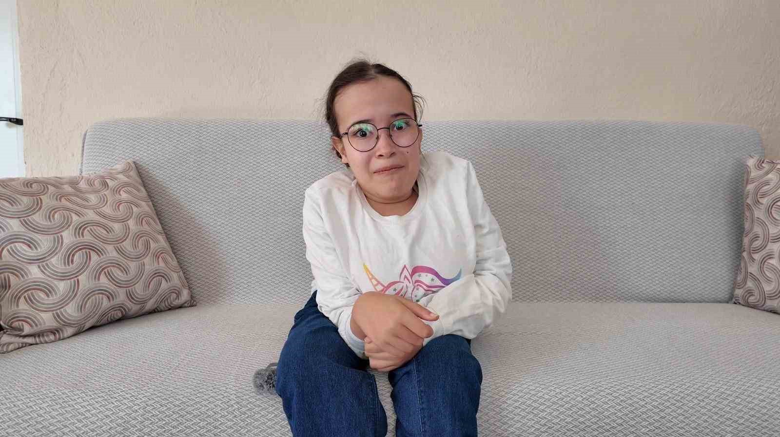 Bozdogan Belediyesi Genc Kizin Yol Istegini Yerine Getirdi Ba89347477F6D90161F65F61A7Dc7D18