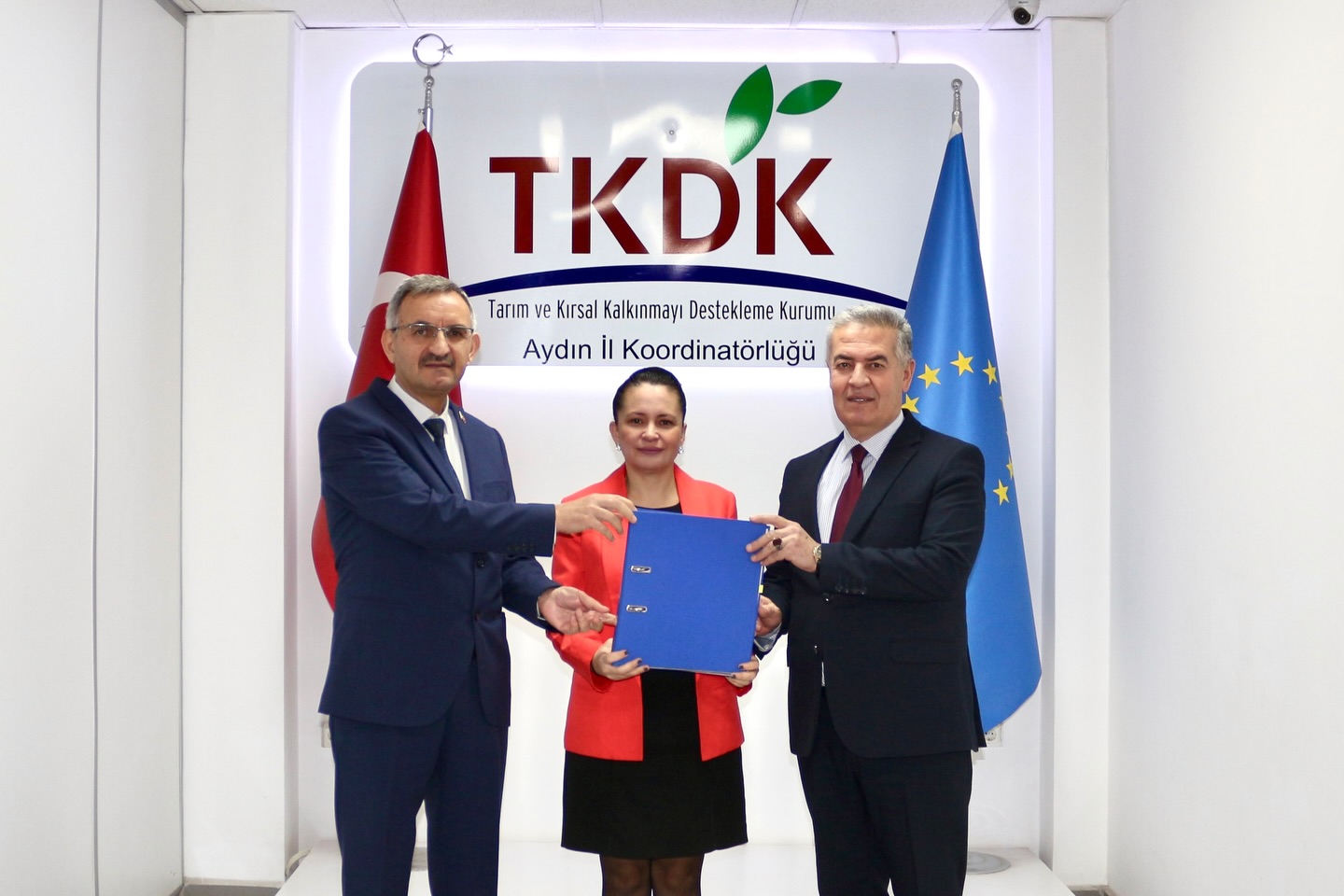 Buharkentte Kirsal Kalkinma Hamlesi 634023 9532E2Bcdf6D35Cb1290Ea339Db4E469