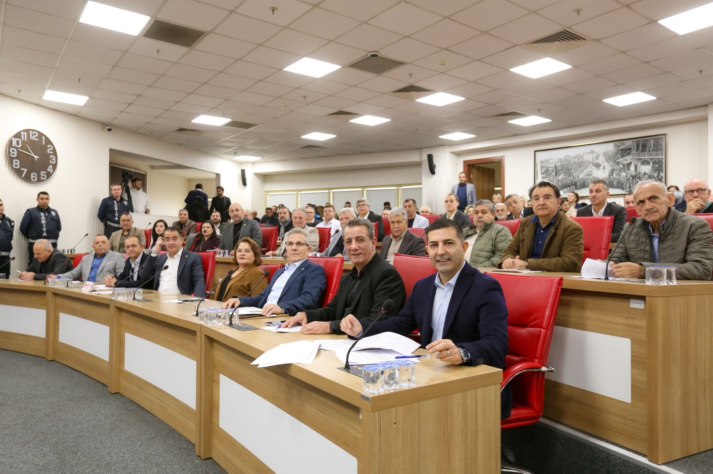 Cercioglu Ile Yetiskin Arasinda 60 Milyon Hesaplasmasi 628673 8C85479698D0D49F7Cc50C98A5F3D358