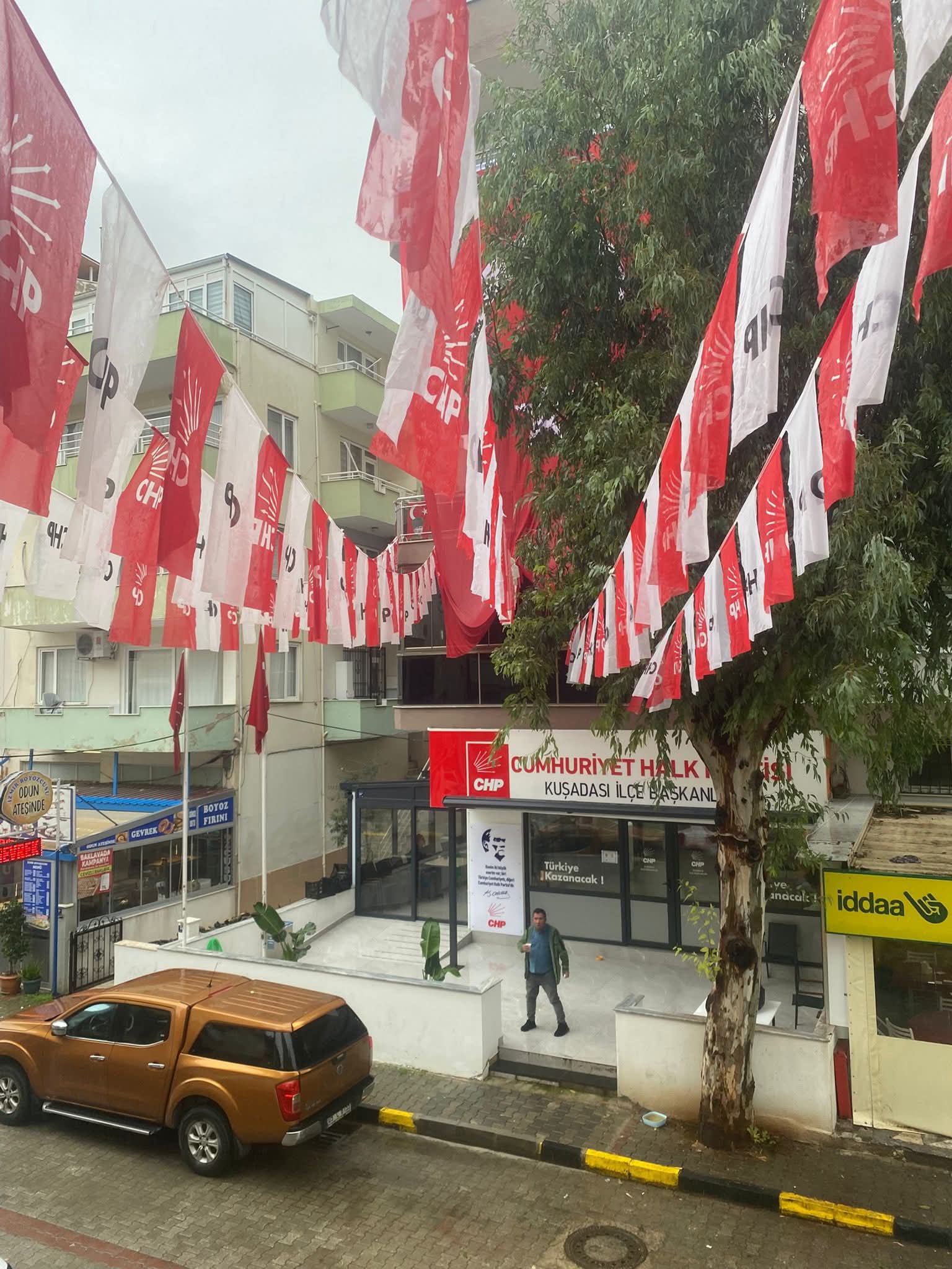 Chp Kusadasi Ilce Teskilatindan Saatcinin Cagrisina Destek 633833 E2D2C7E0Afa24834Df7515Bc68A74Cc9