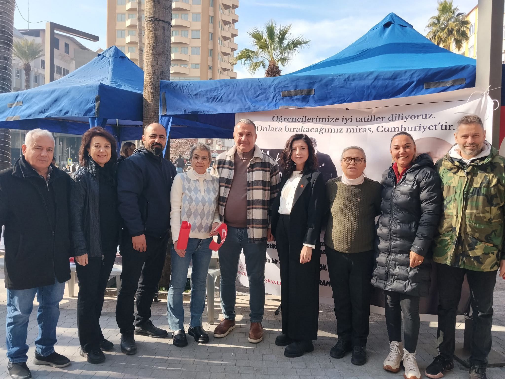 Chp Nazilliden Karne Tepkisi Ataturke Dokunamazsiniz 630972 1E56E43687952B4Bd609C13Bbff416B4