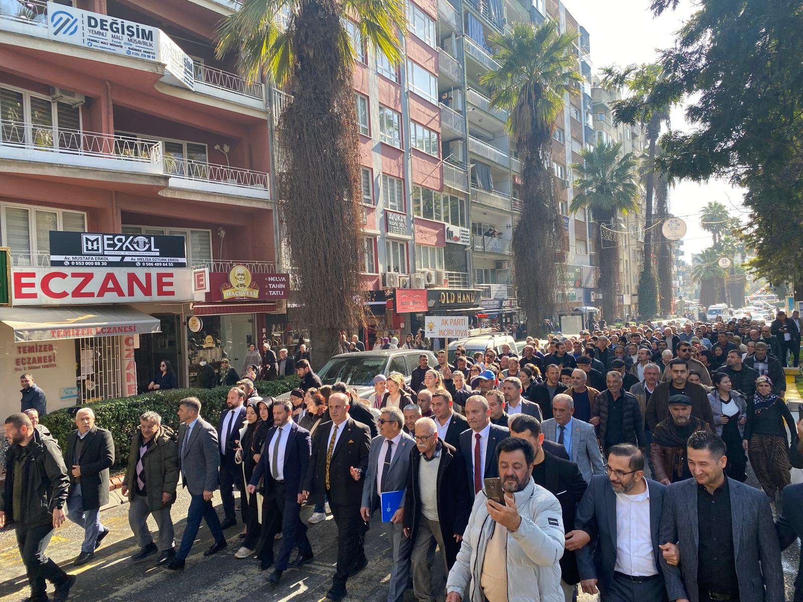 Cumhurbaskani Erdogana Aydinda Develerle Karsilama 633076 Eea4F41Be478349674F7938E45C55E00