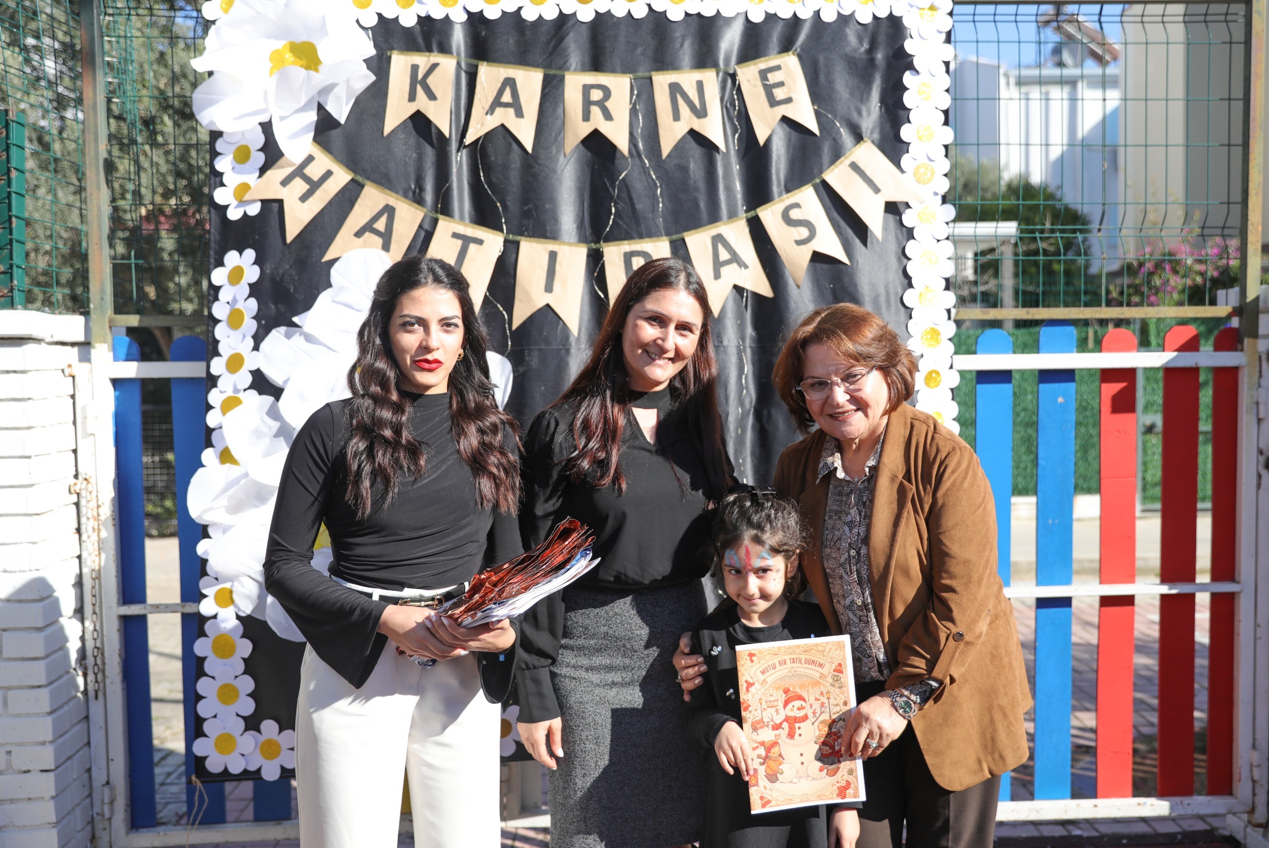 Didim Belediyesi Kresinde Karne Sevinci 631085 4F82A408911150Fa6E3Ec607E9F83503